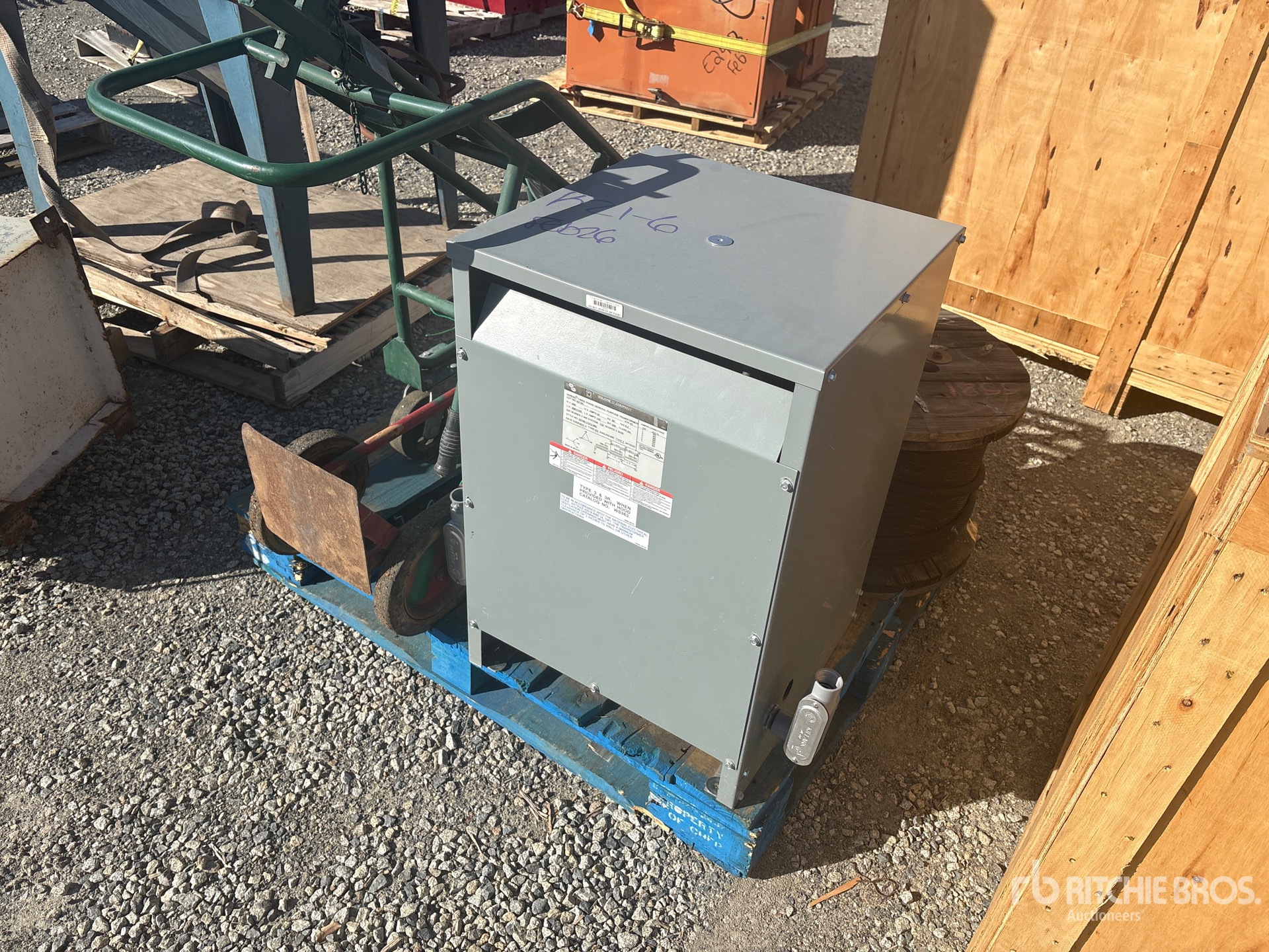 Aspect général with Image, coin avant gauche