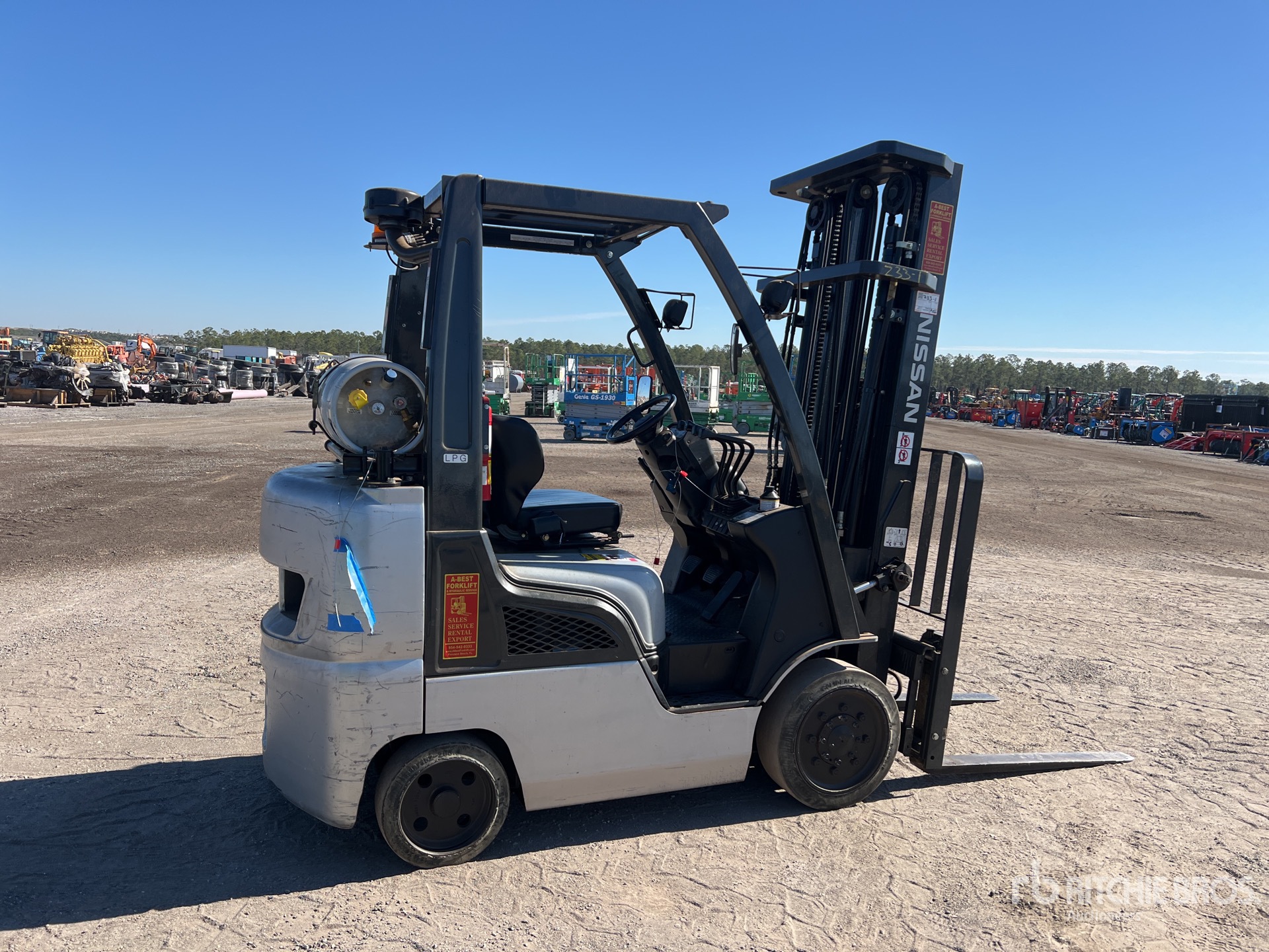 General Appearance with Imagen: esquina trasera derecha