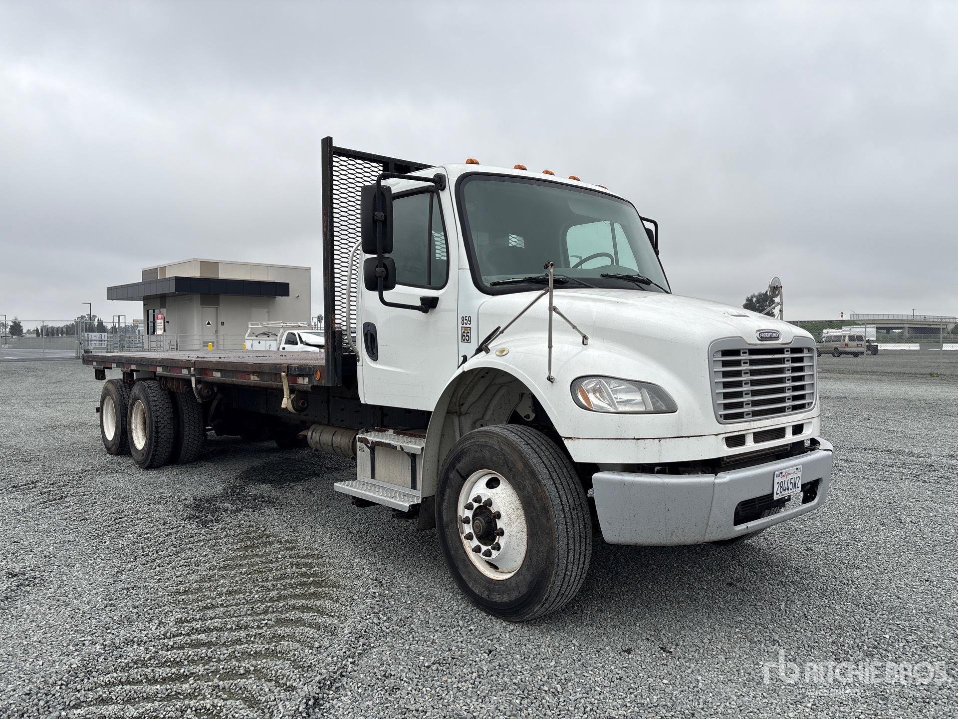 General Appearance with Image, coin avant droit