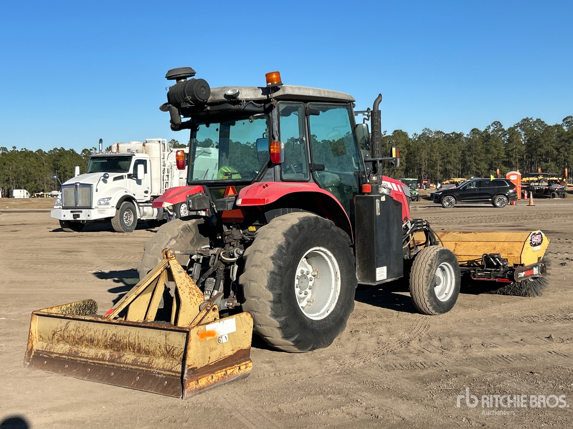 General Appearance with Image, coin arrière droit