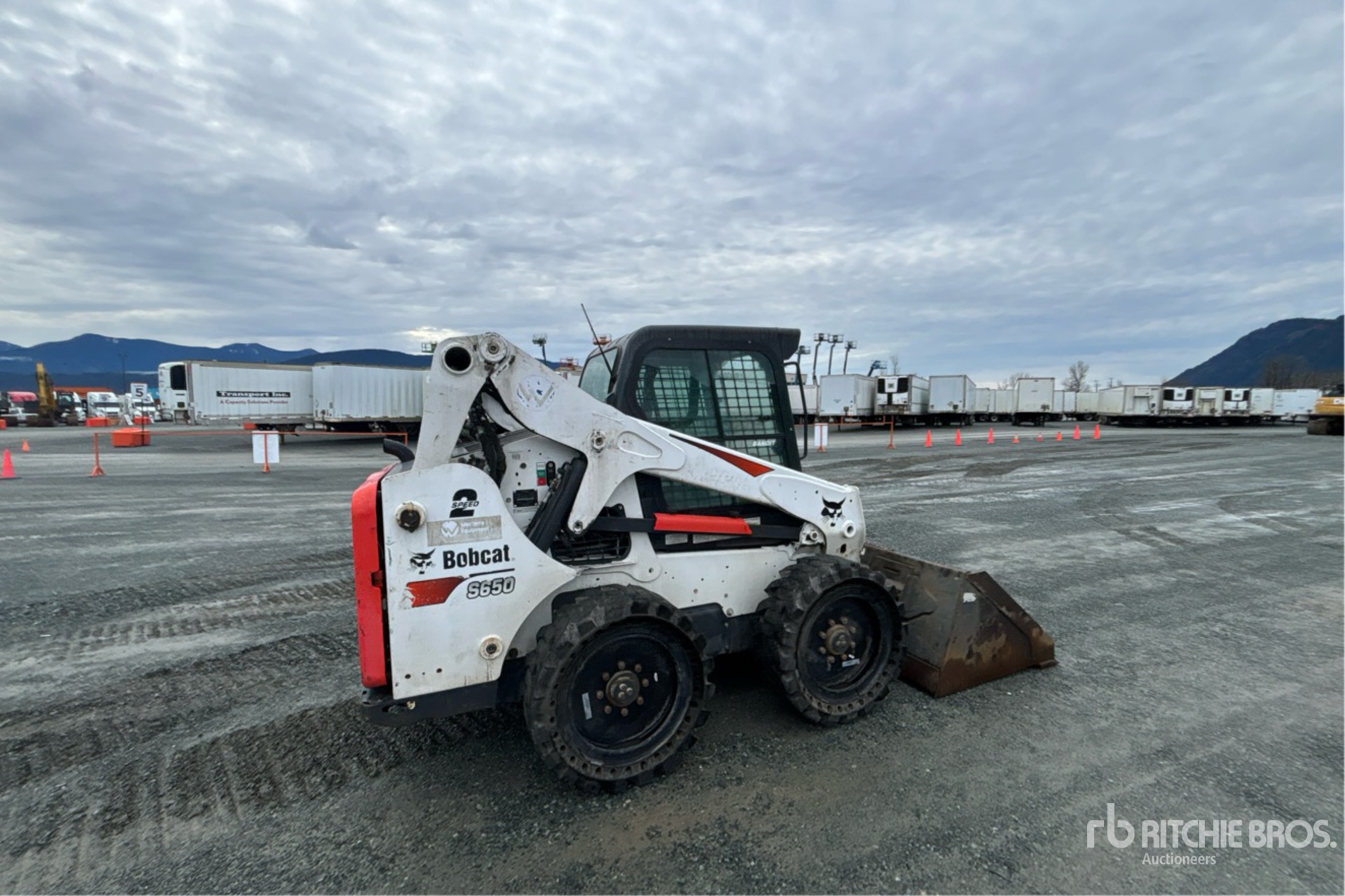 General Appearance with Foto, angolo anteriore sinistro