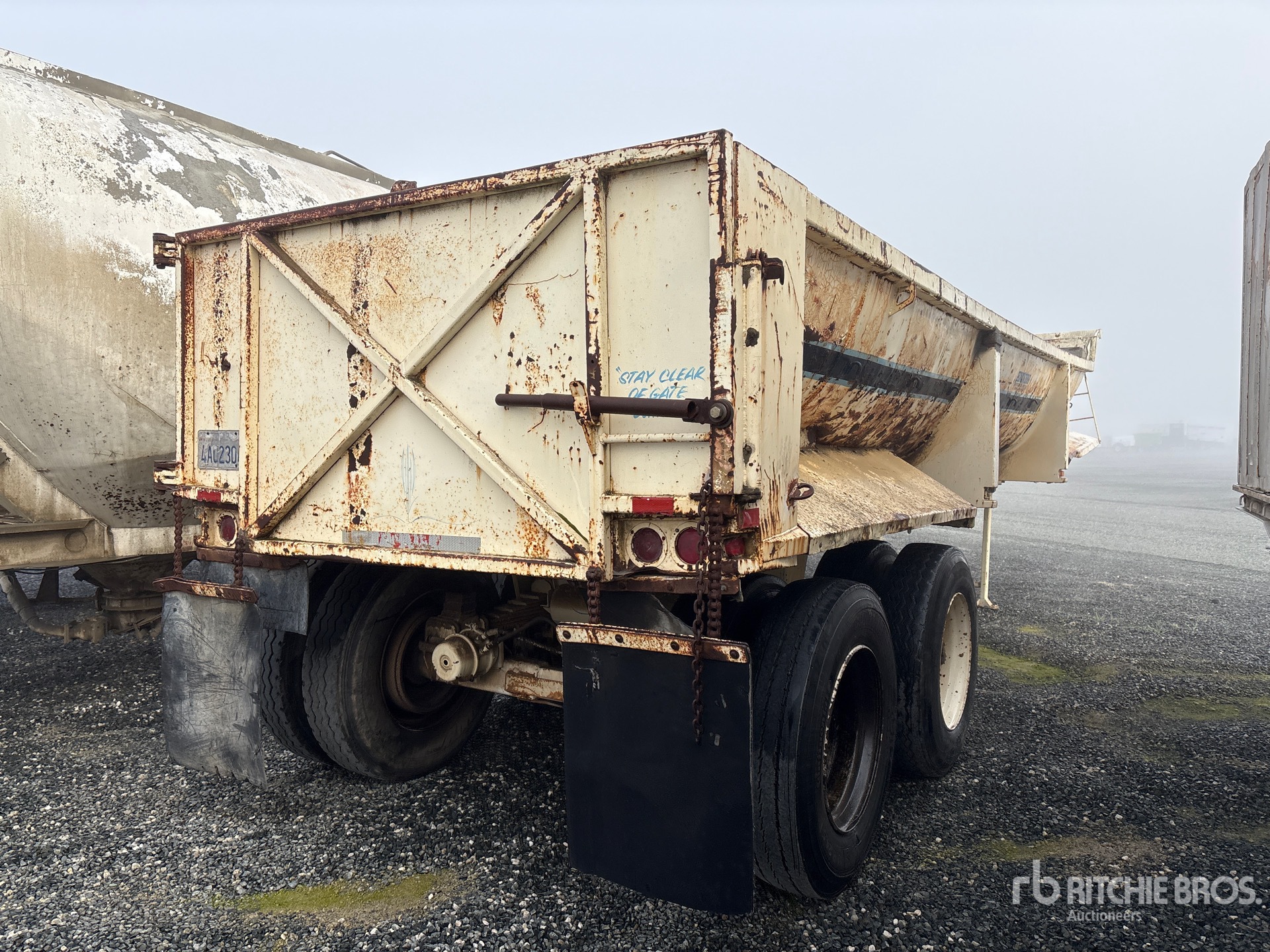 General Appearance with Imagen: esquina trasera derecha