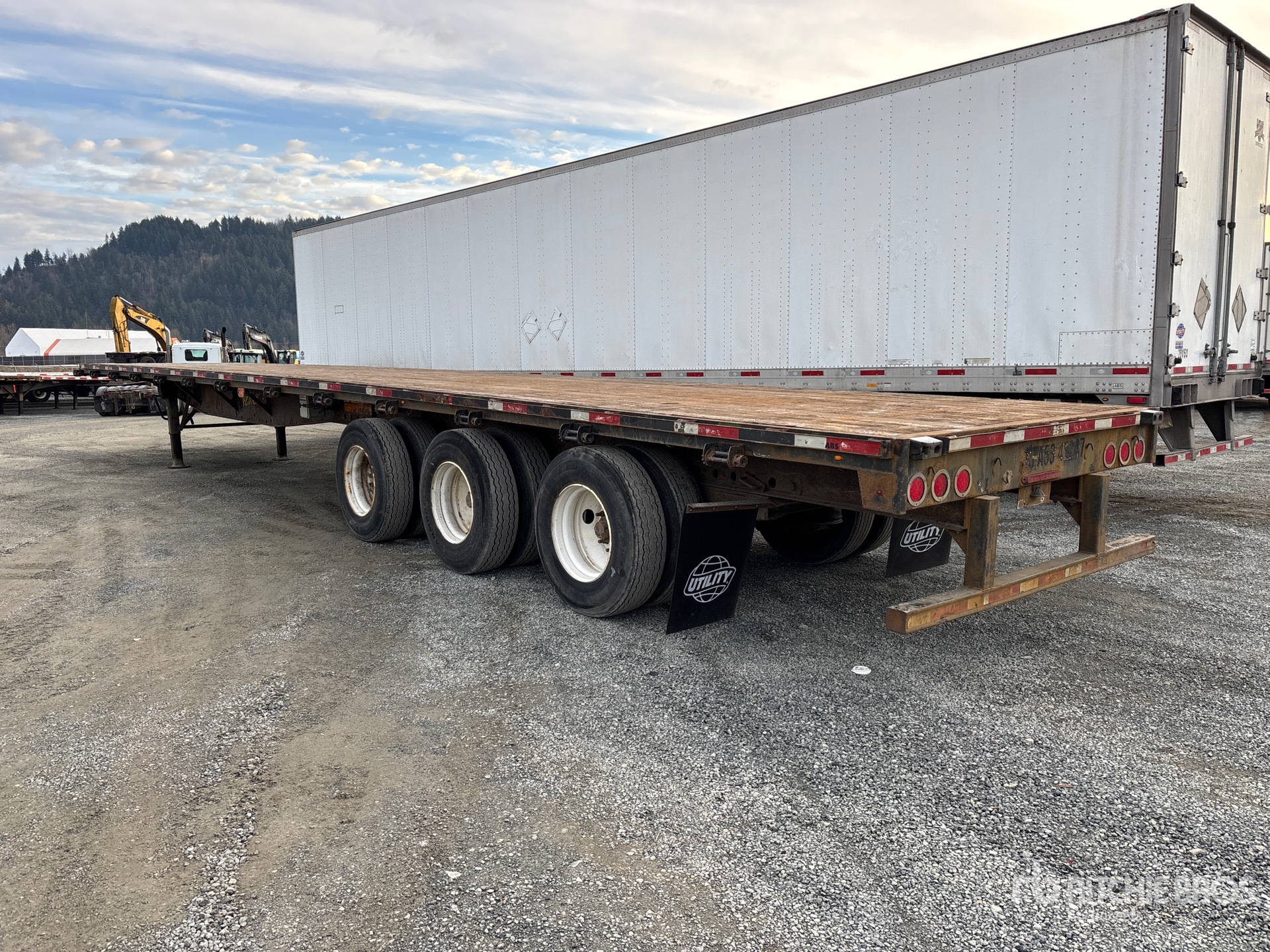 General Appearance with Bild, Ecke hinten links