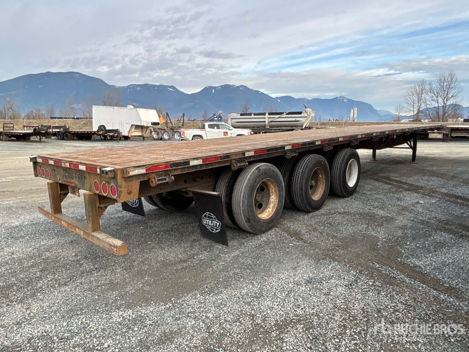 General Appearance with Bild, Ecke hinten rechts