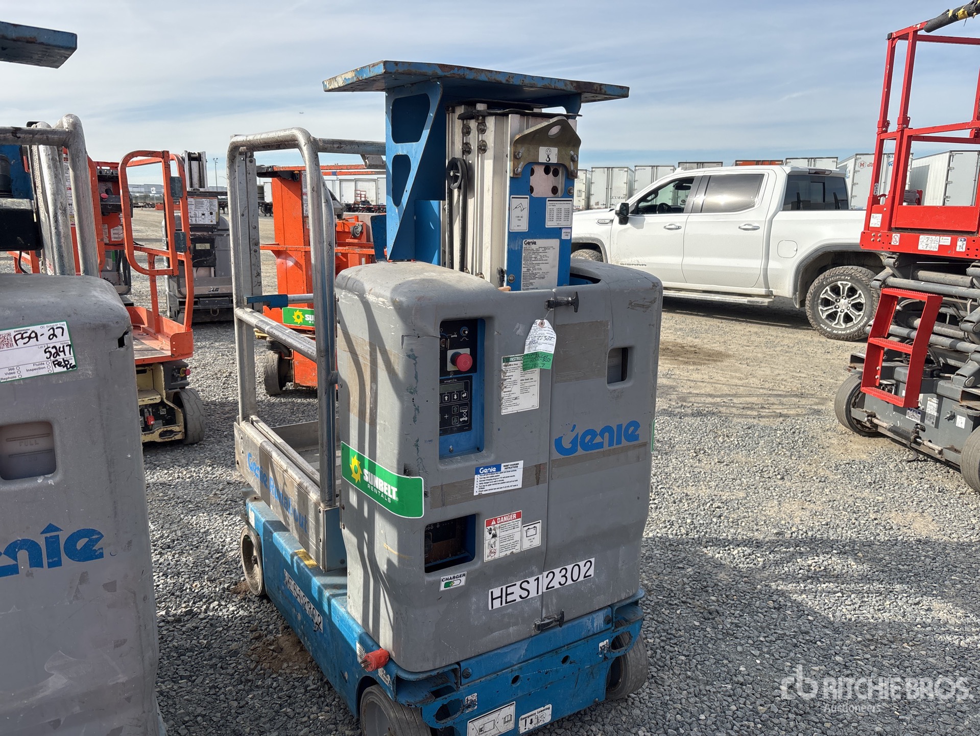 General Appearance with Imagen: esquina trasera izquierda