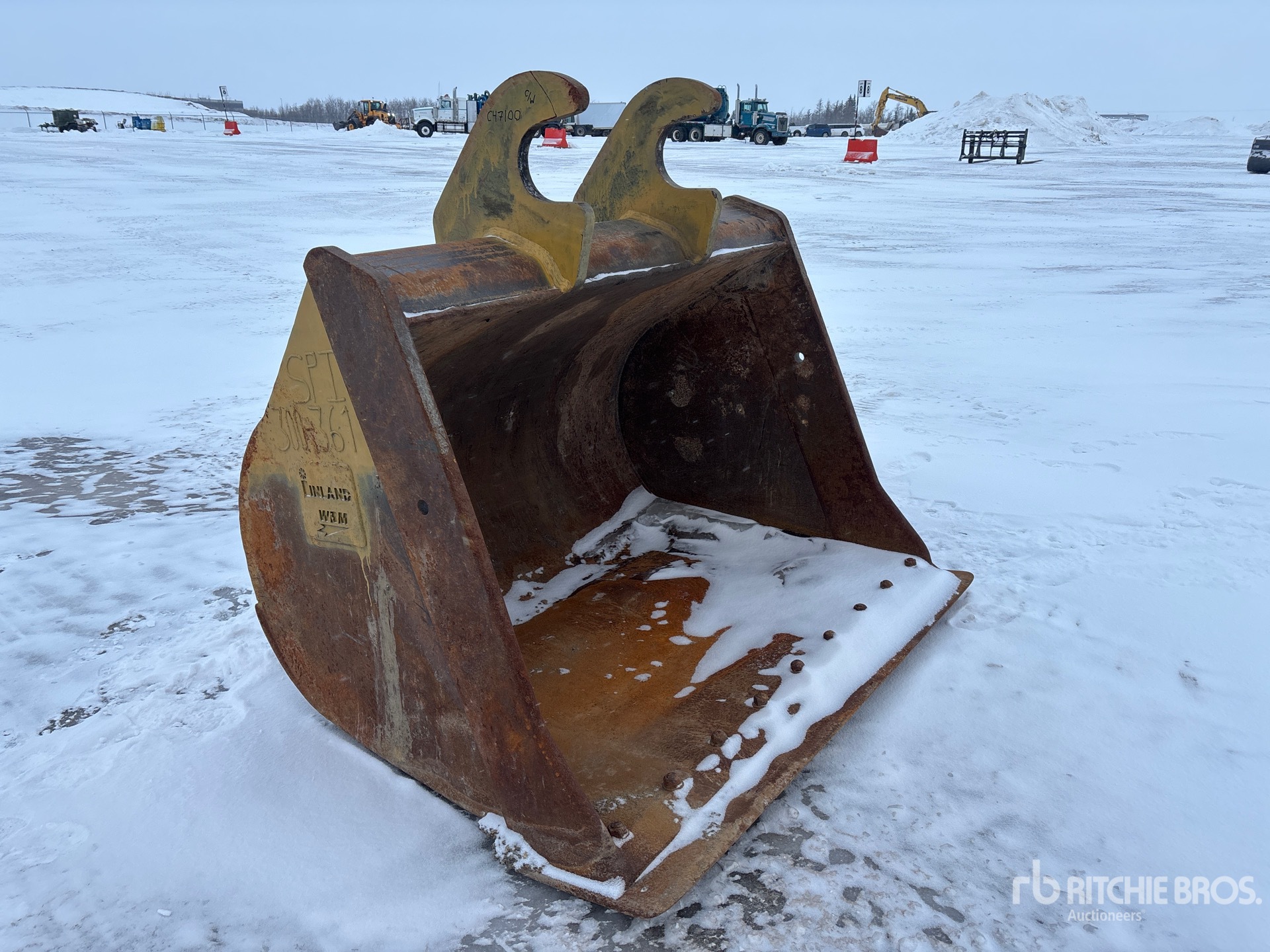 Aspect général with Image, coin avant droit