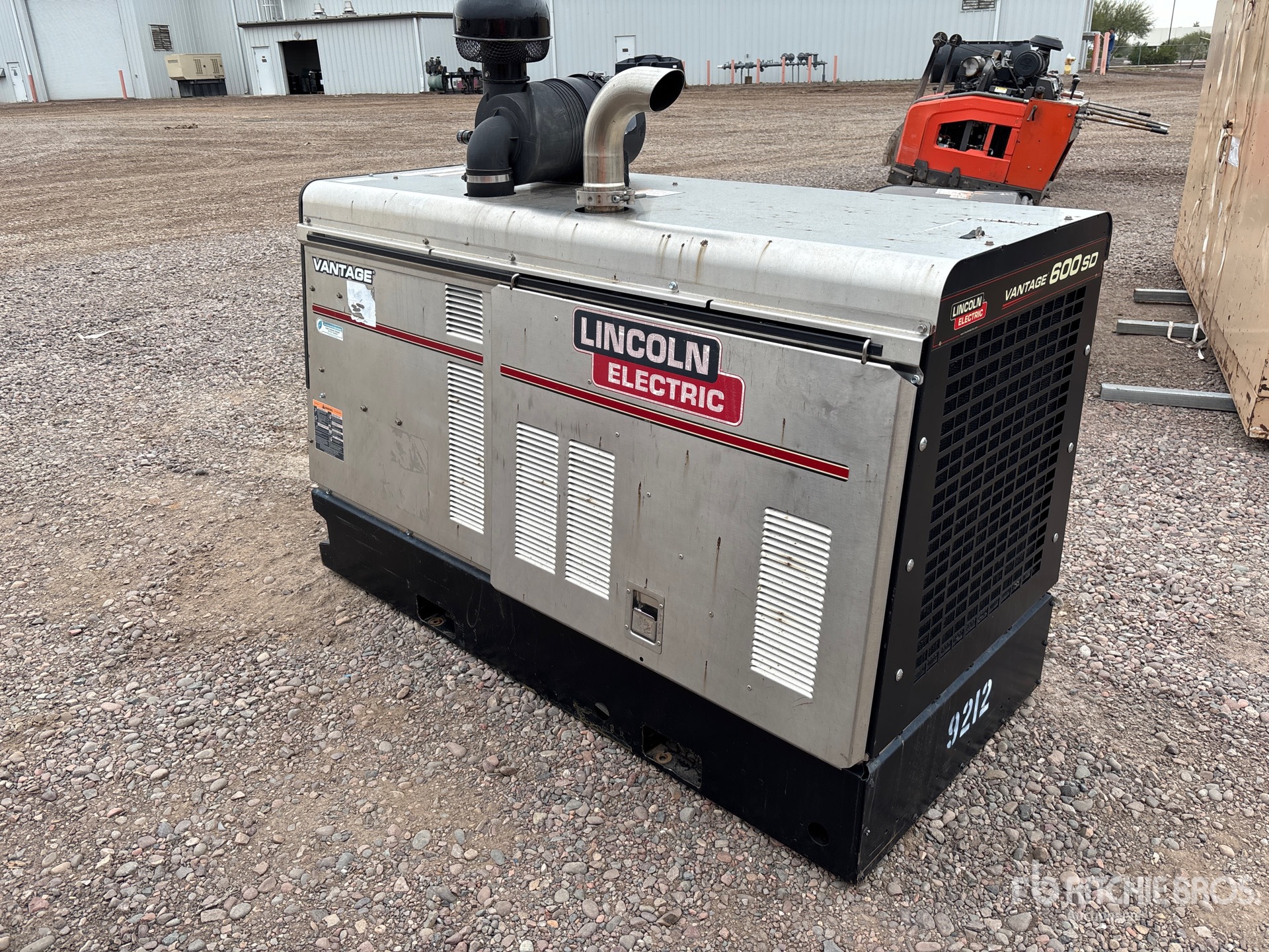 General Appearance with Imagen: esquina trasera izquierda