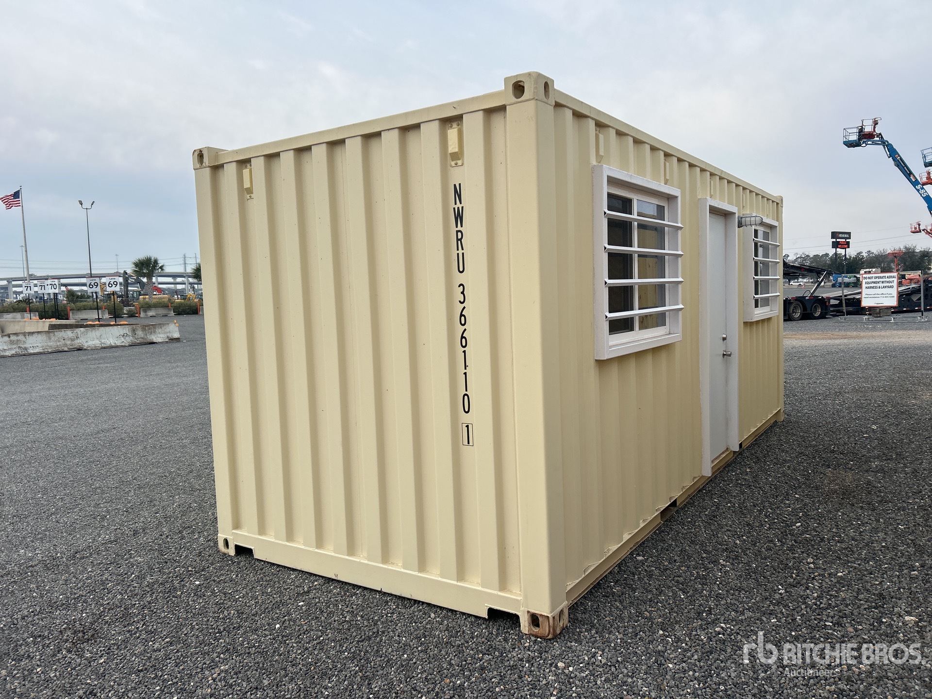 General Appearance with Zdjęcie, lewy górny róg