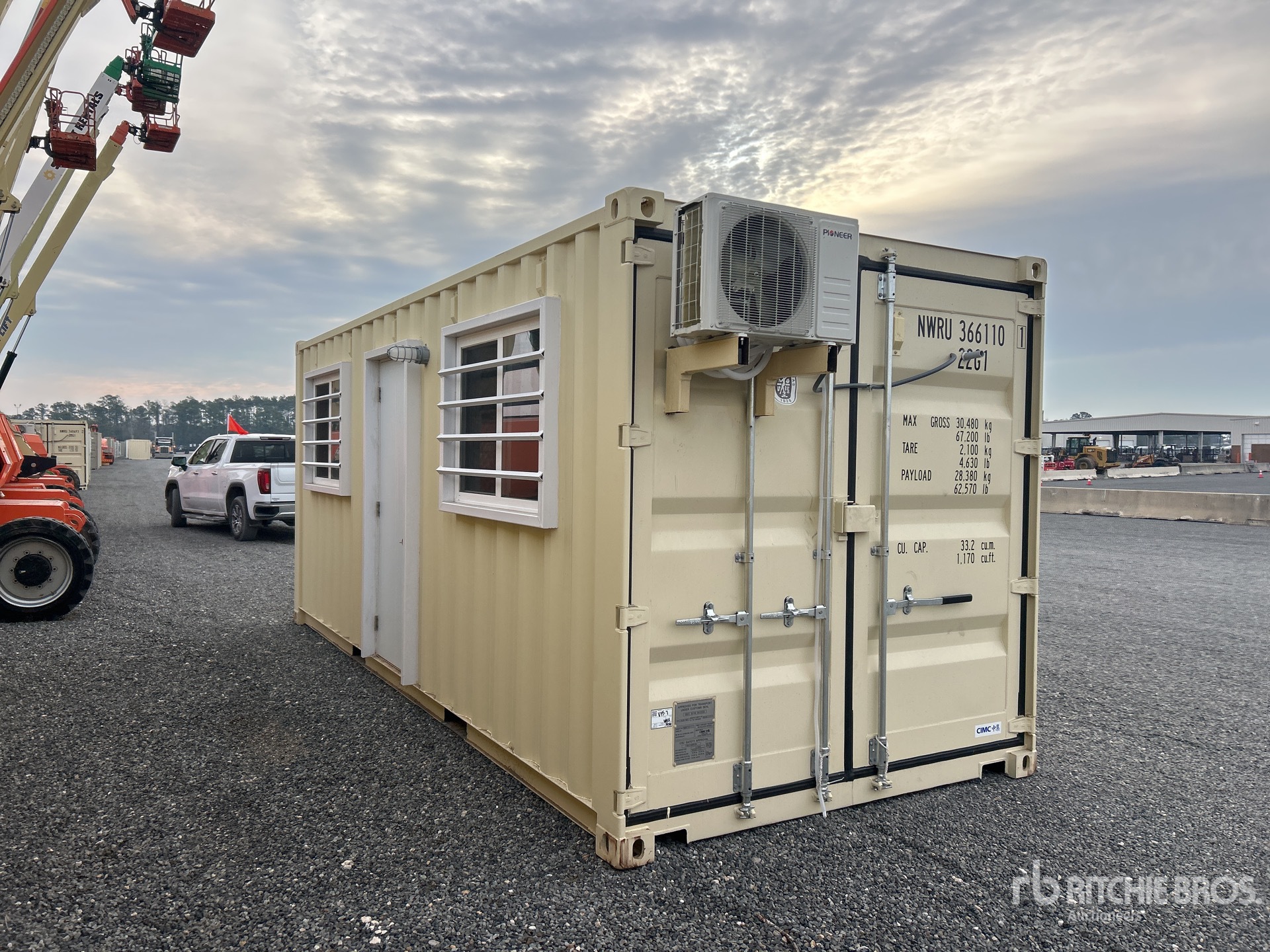 General Appearance with Zdjęcie, lewy dolny róg