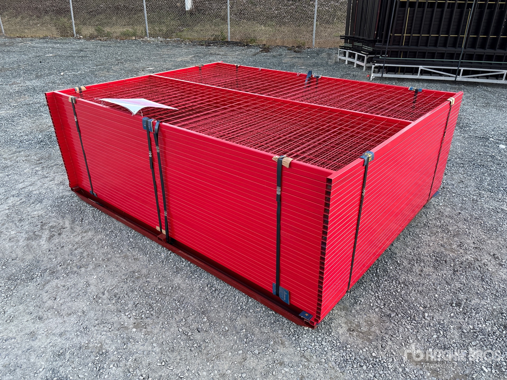 General Appearance with Foto, angolo anteriore sinistro