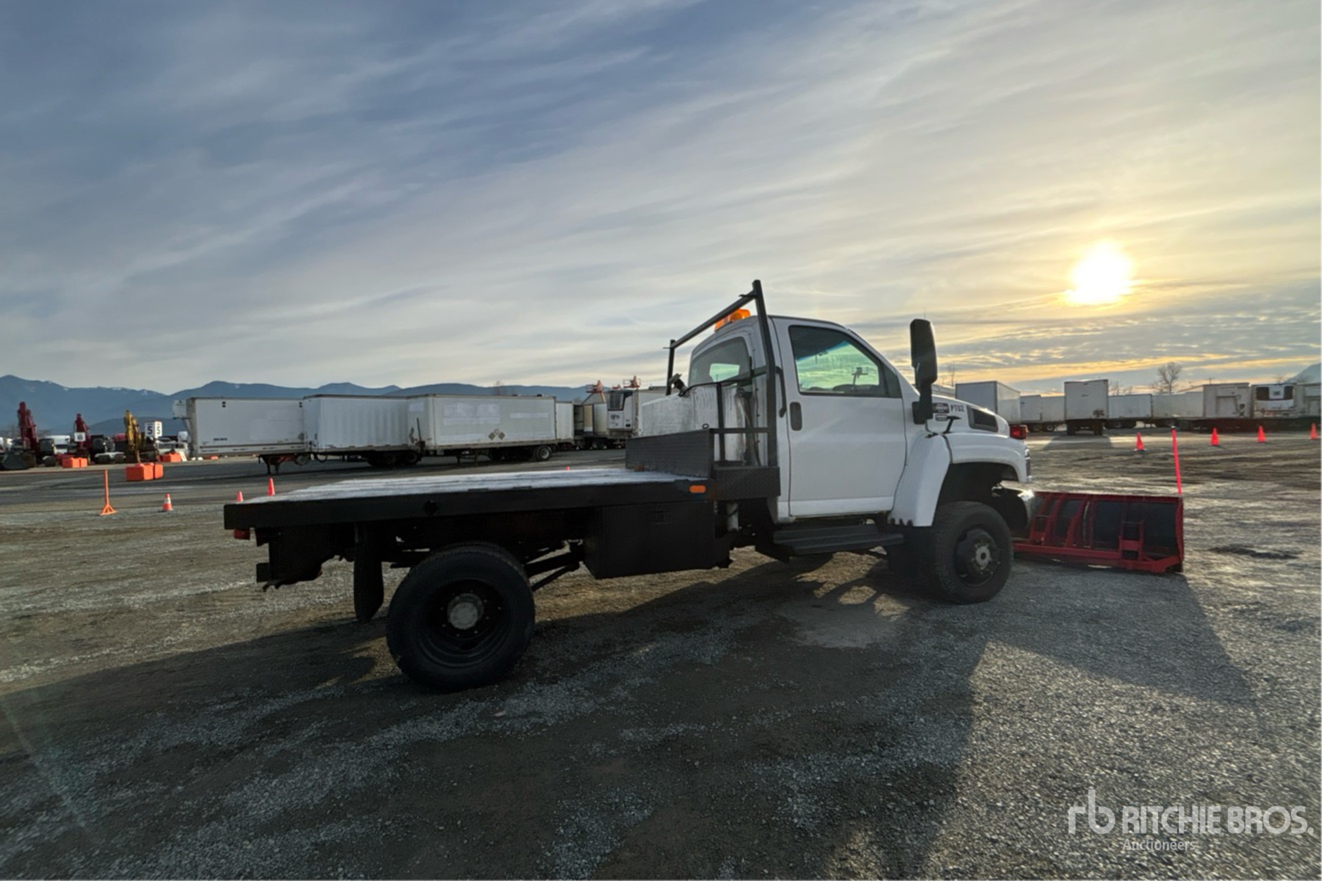 General Appearance with Imagen: esquina trasera derecha