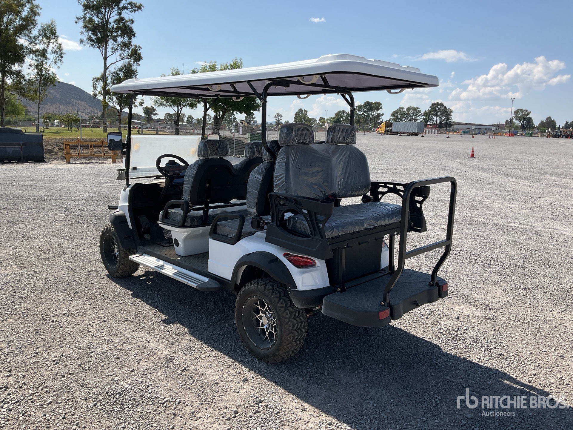 General Appearance with Picture, Left Rear Corner