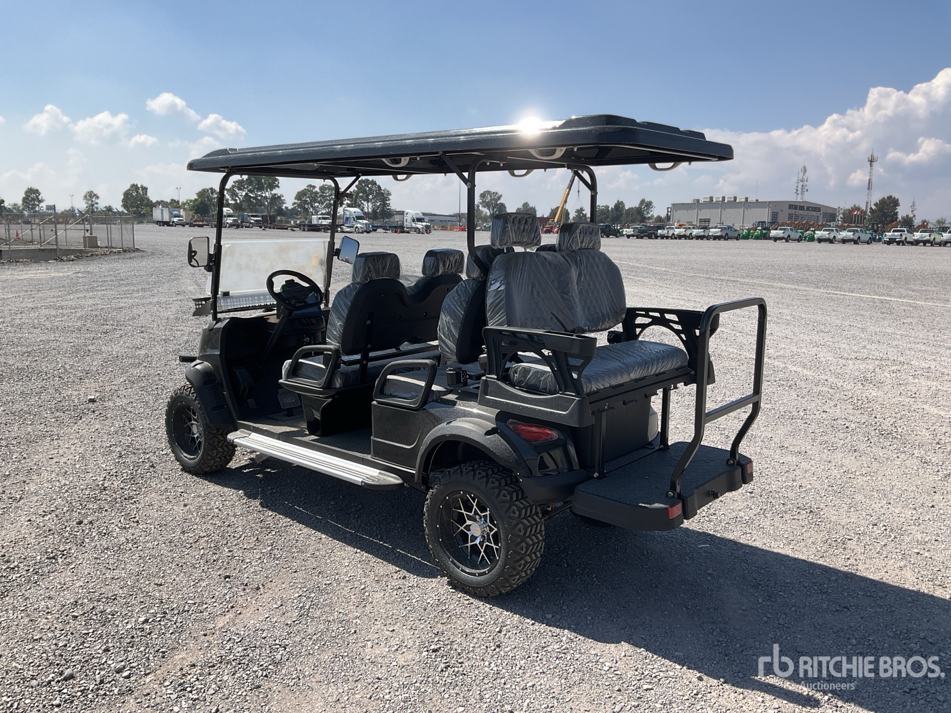 General Appearance with Picture, Left Rear Corner