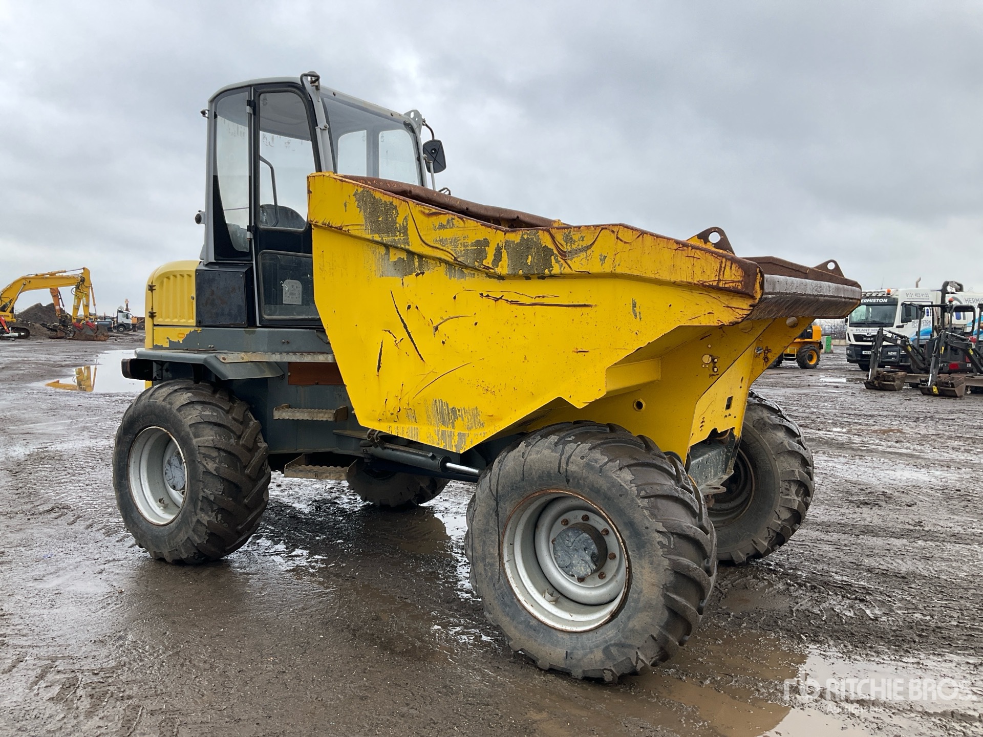 General Appearance with Picture, Right Front Corner