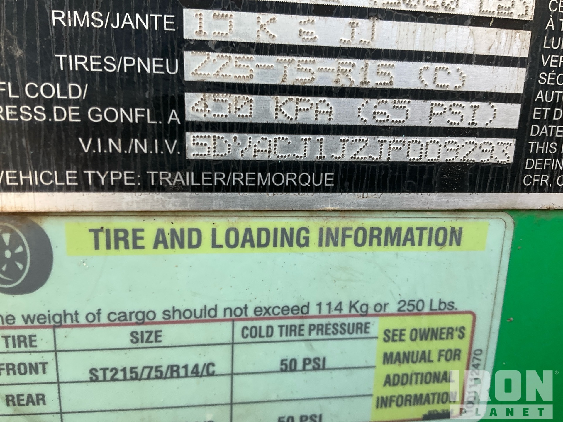 General Appearance with Numero seriale/numero d’identificazione del veicolo (VIN)