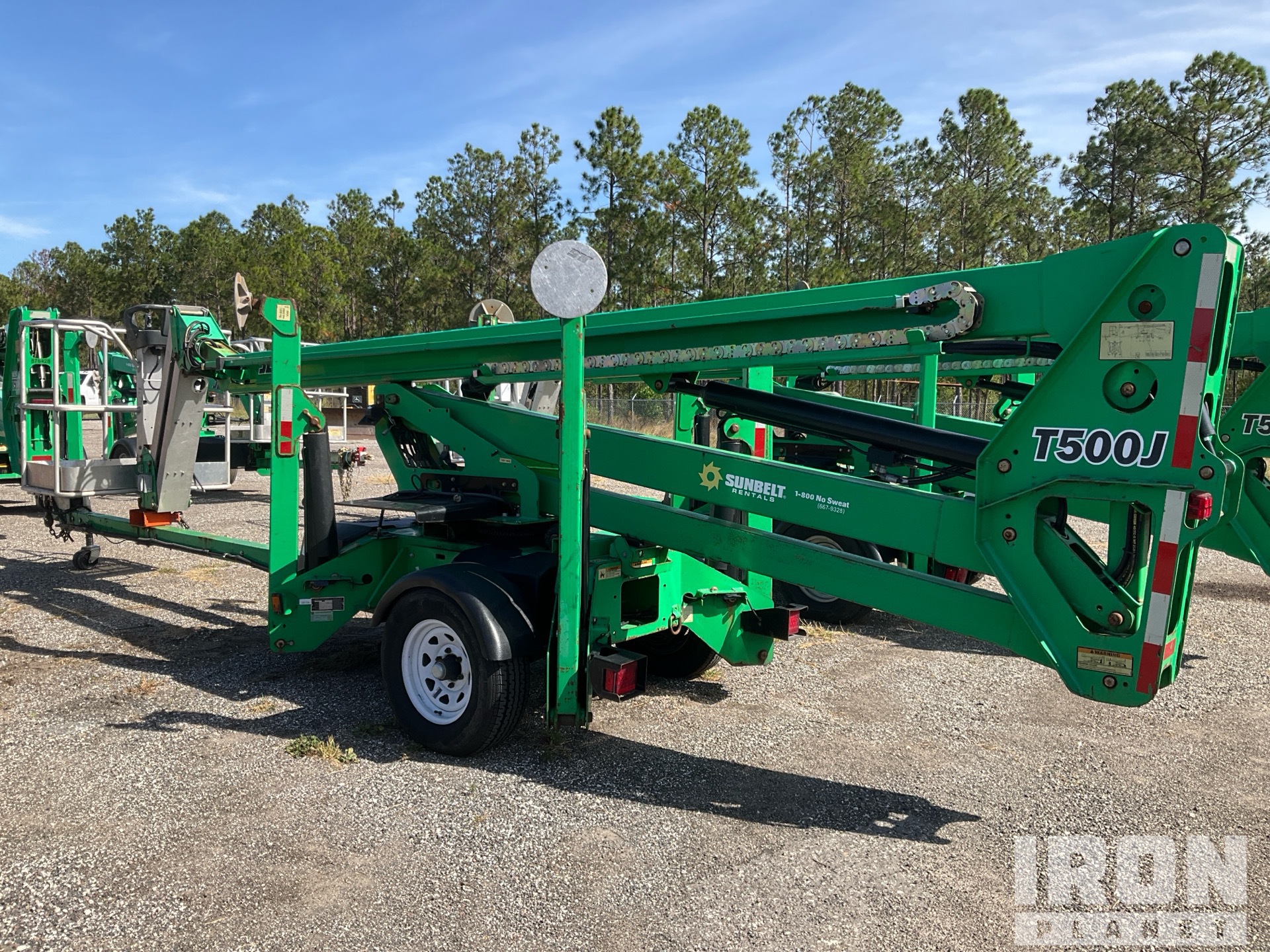 General Appearance with Foto, angolo posteriore sinistro