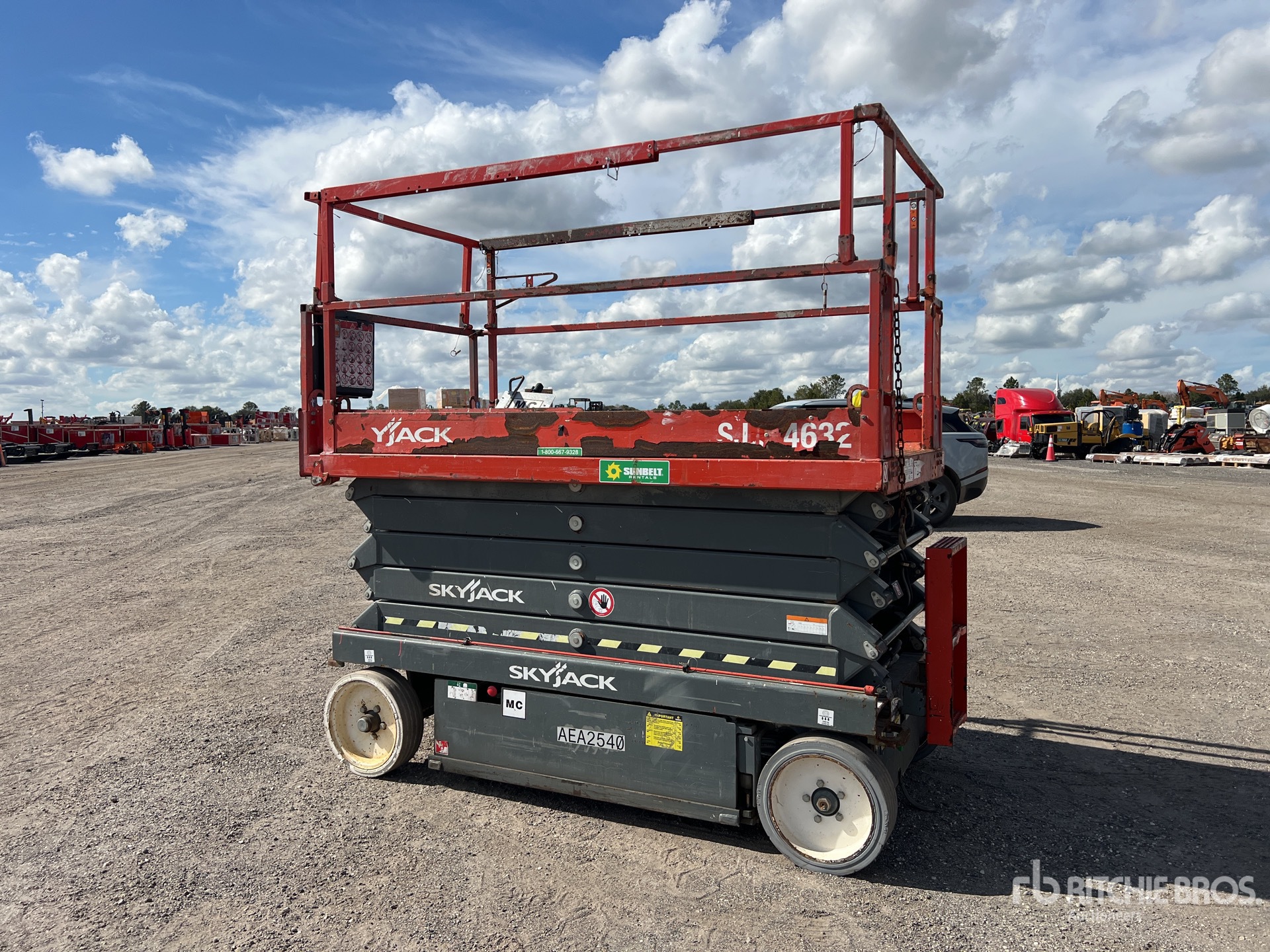 General Appearance with Picture, Left Rear Corner