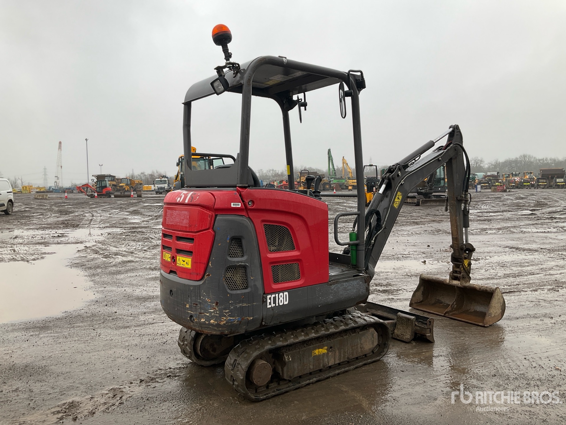 General Appearance with Picture, Right Rear Corner