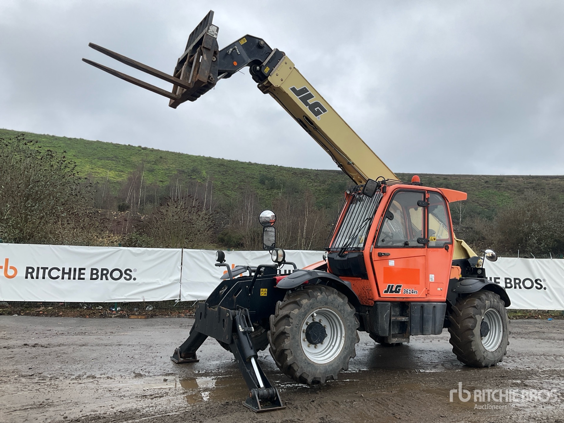 General Appearance with Featured Photo