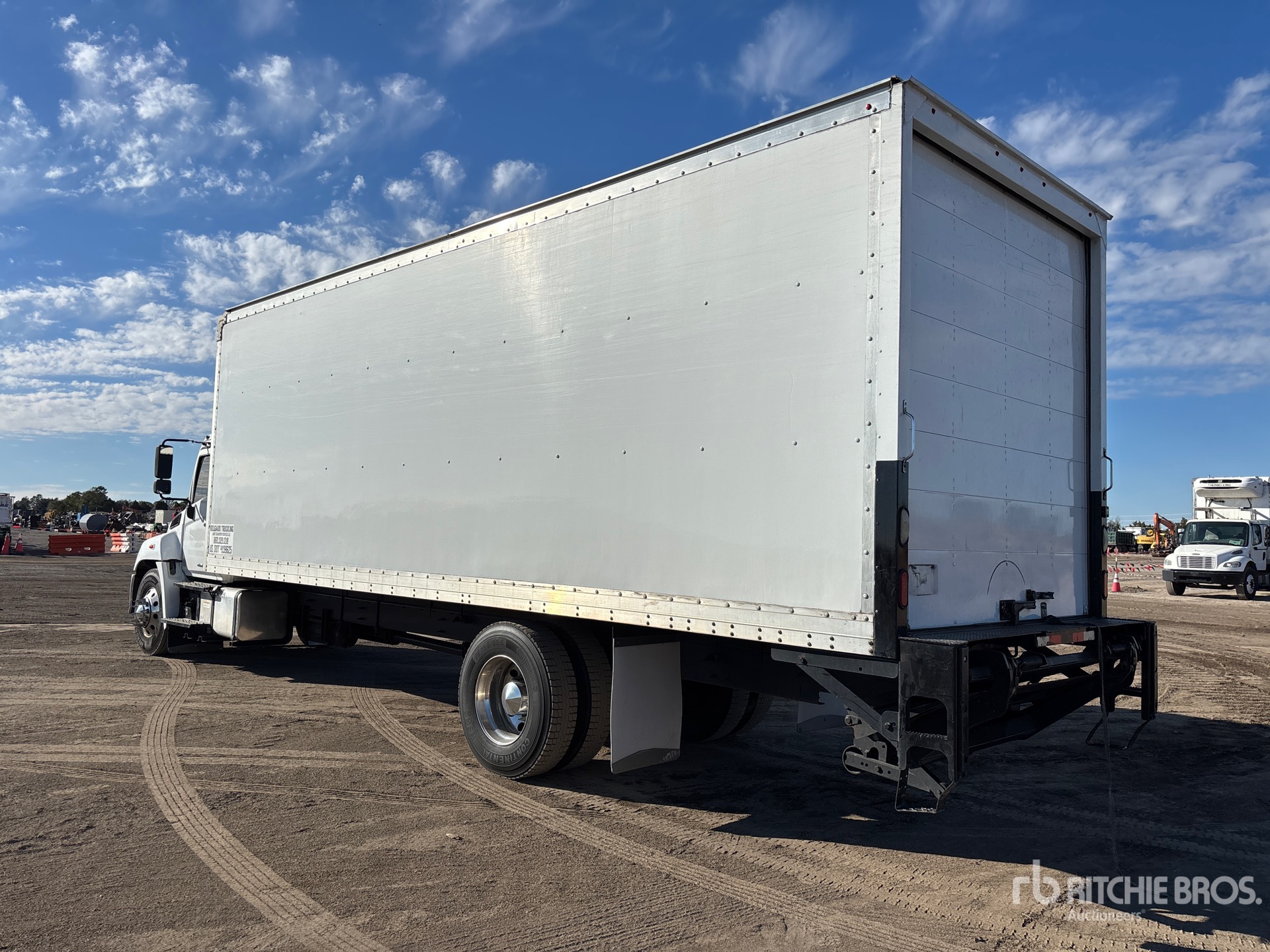 General Appearance with Image, coin arrière gauche