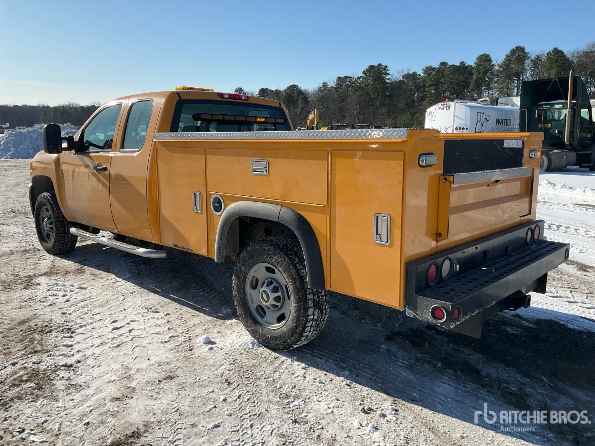 General Appearance with Bild, Ecke hinten links