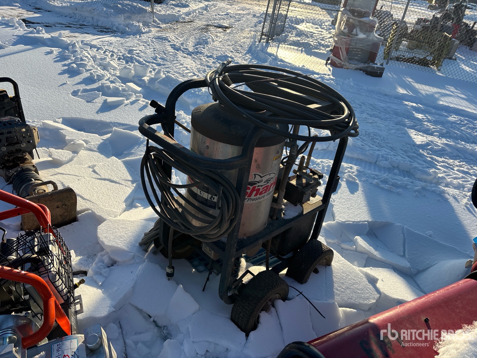 Aspect général with Image, coin arrière gauche