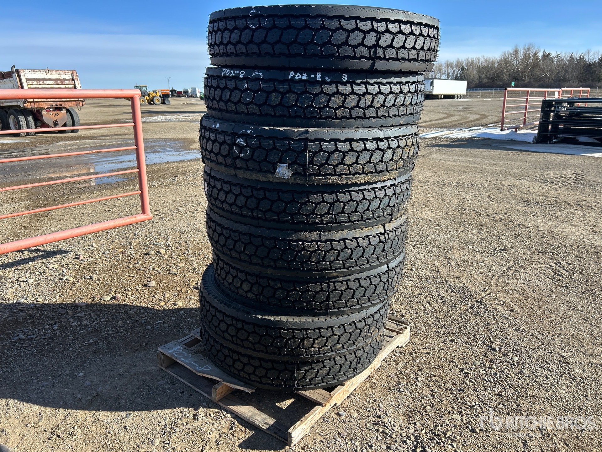 General Appearance with Bild, Ecke hinten rechts