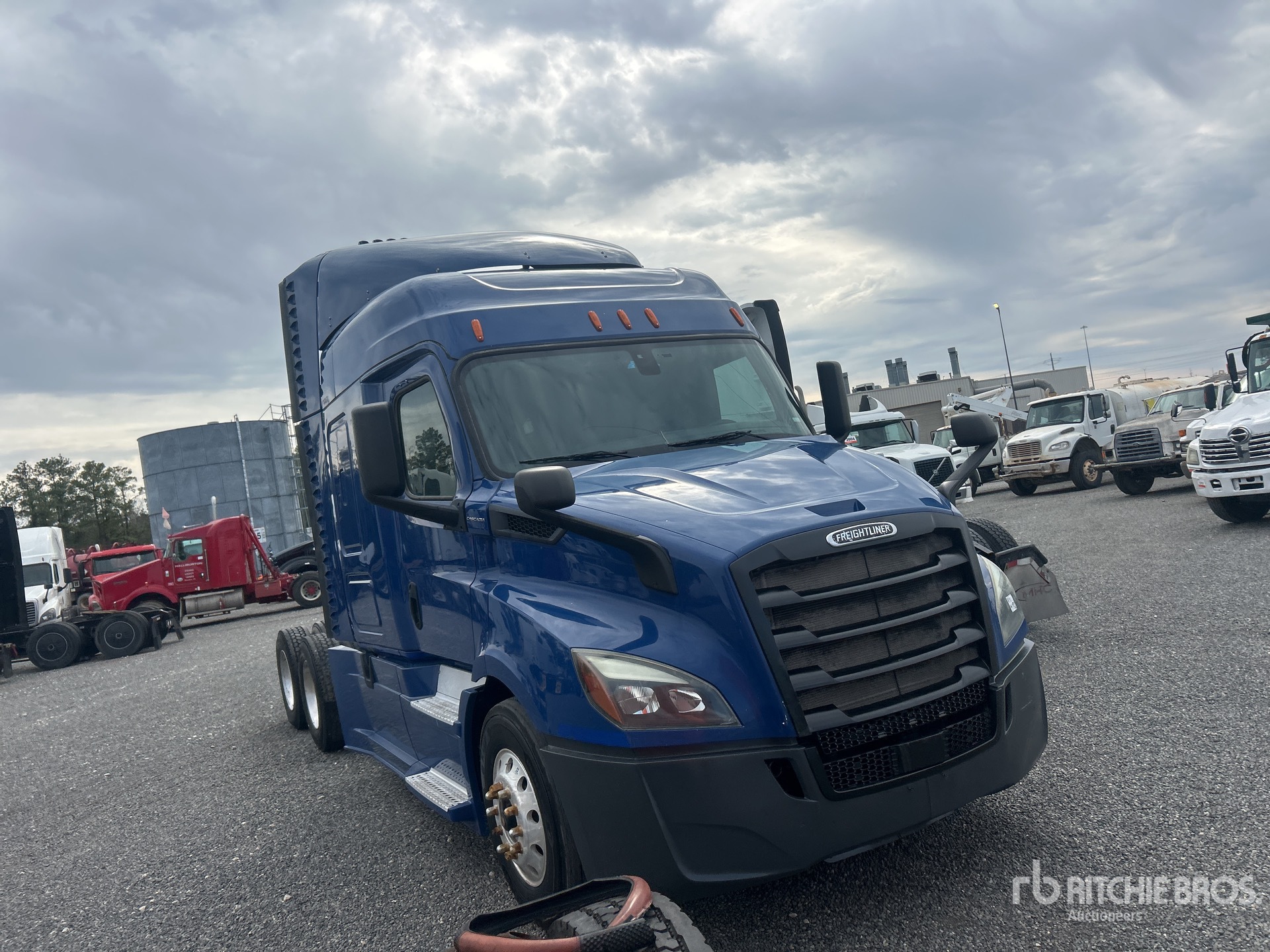 General Appearance with Imagen: esquina delantera derecha