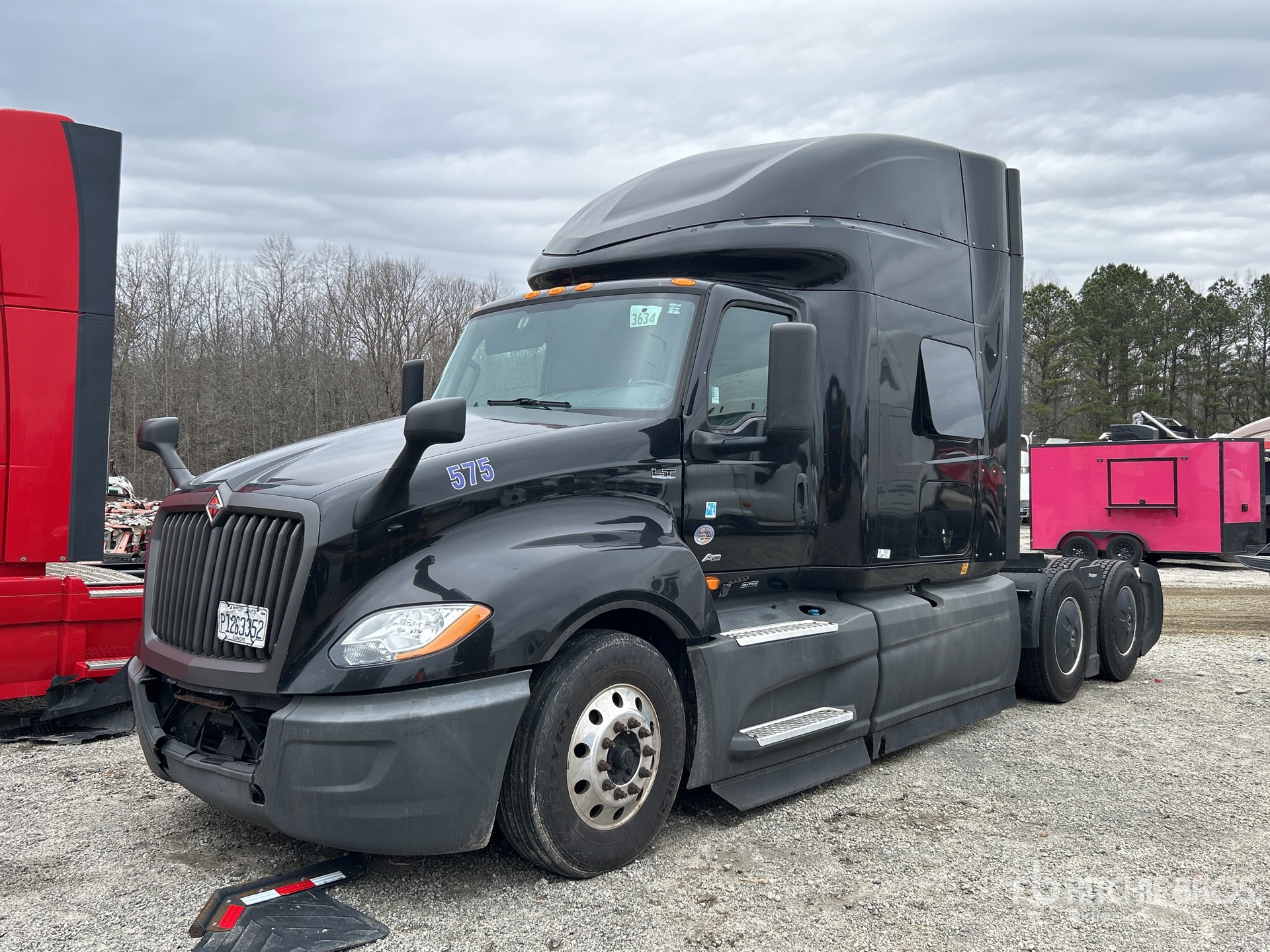 General Appearance with Picture, Left Front Corner