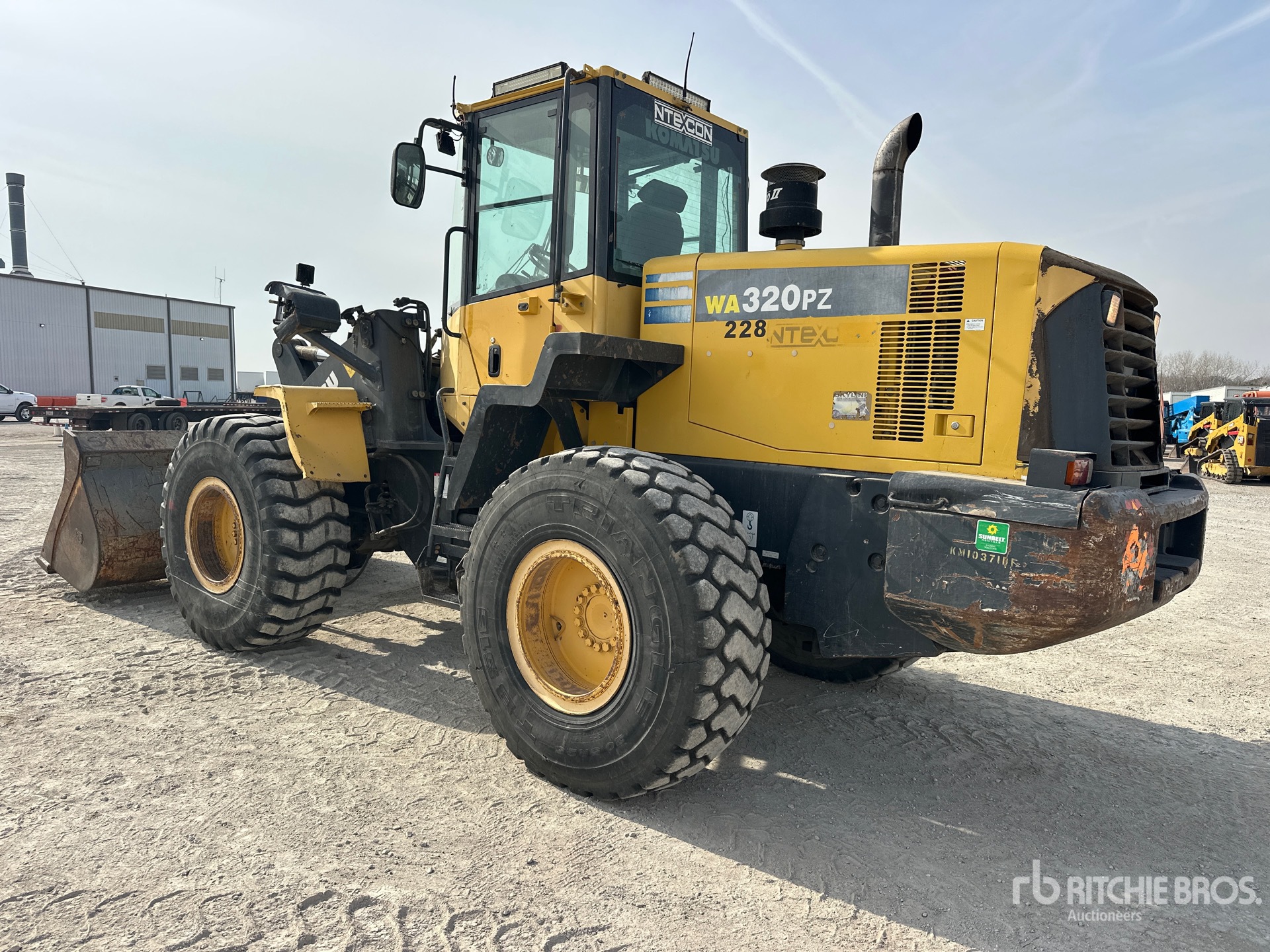 General Appearance with Imagen: esquina trasera izquierda