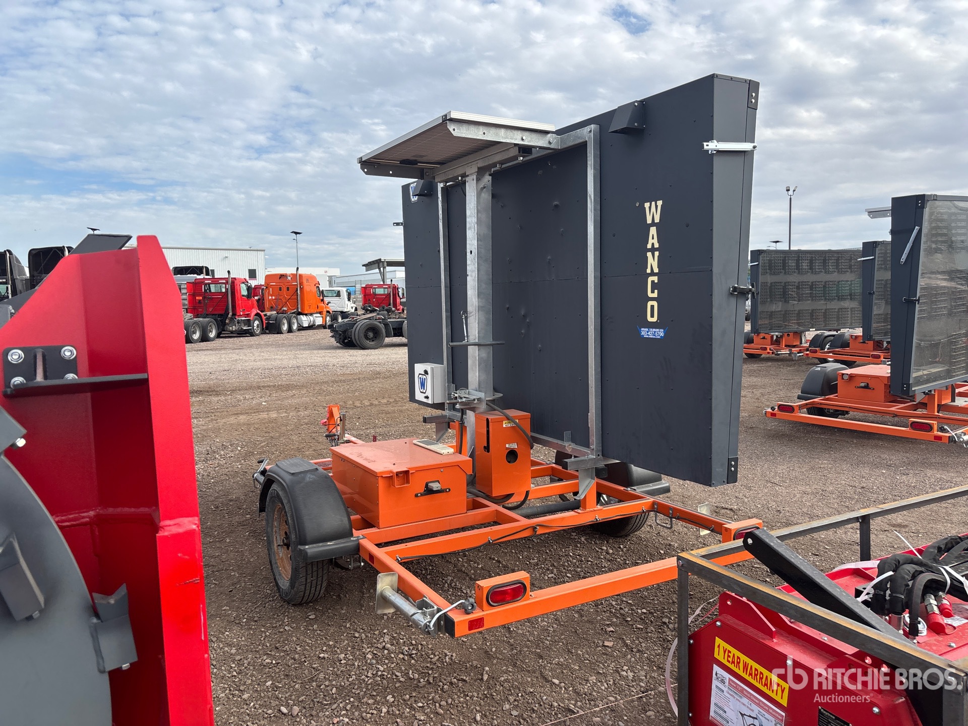 Aspect général with Image, coin arrière gauche