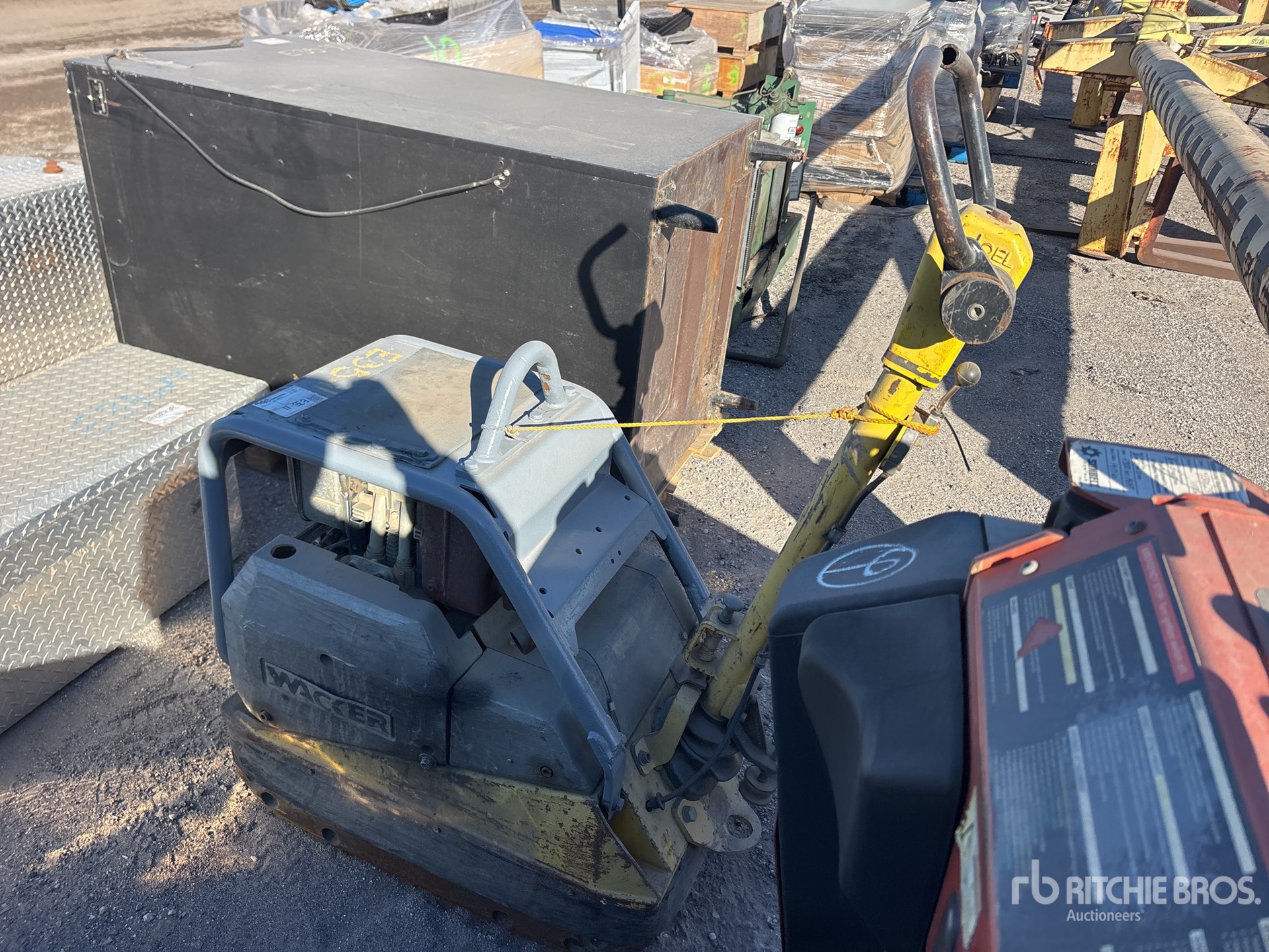 General Appearance with Imagen: esquina trasera izquierda