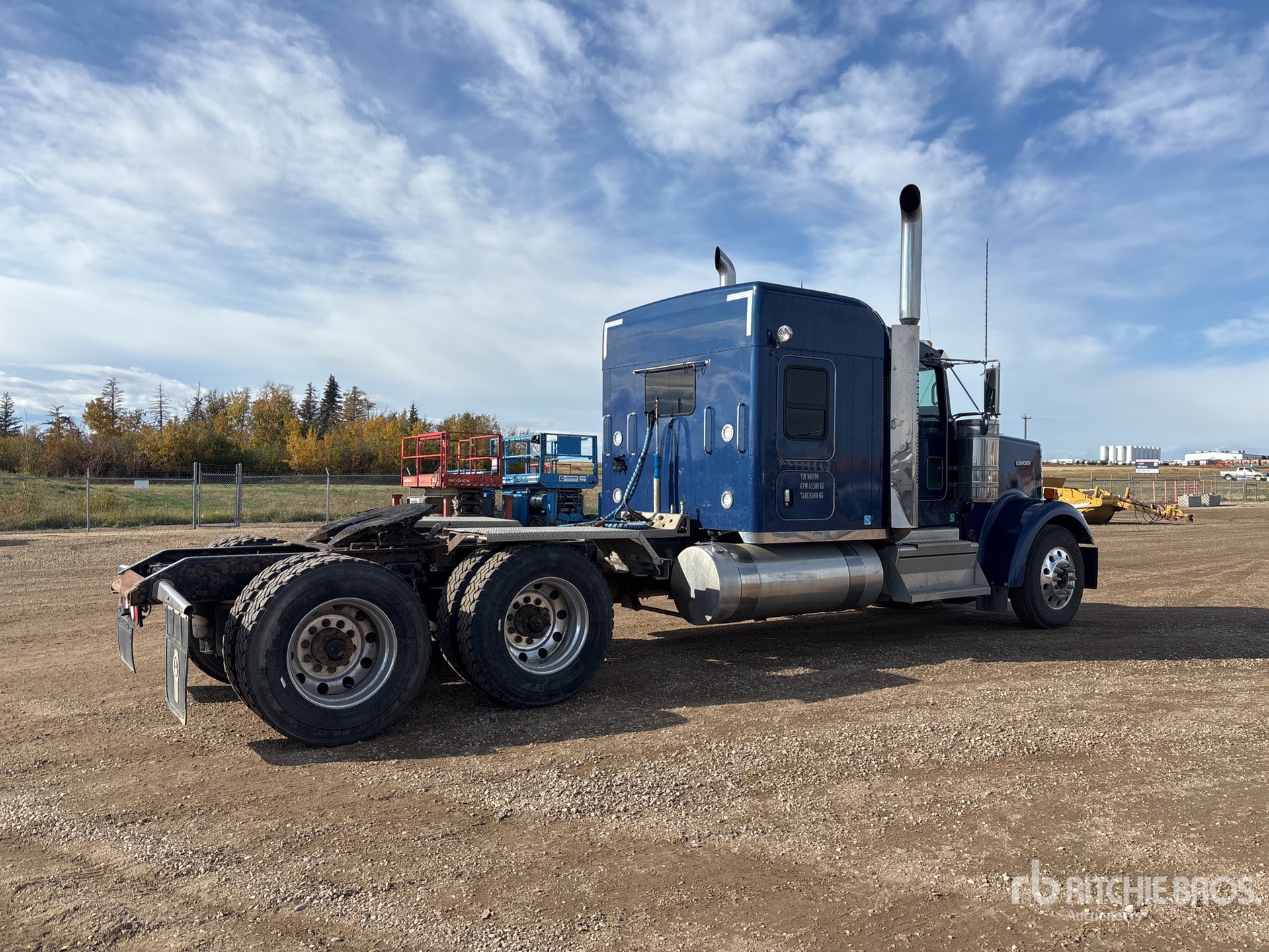 General Appearance with Imagen: esquina trasera derecha