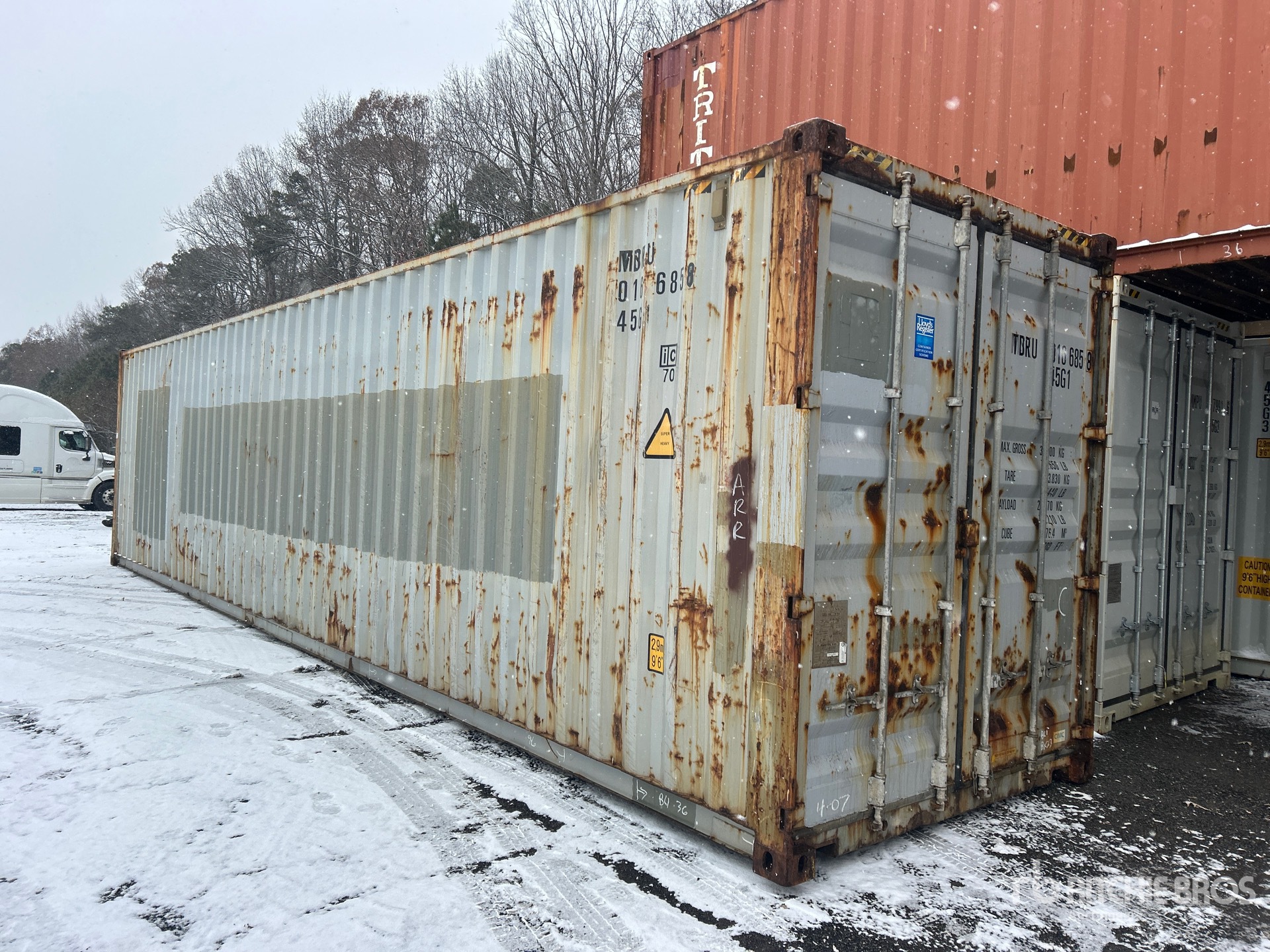 General Appearance with Bild, Ecke vorne rechts