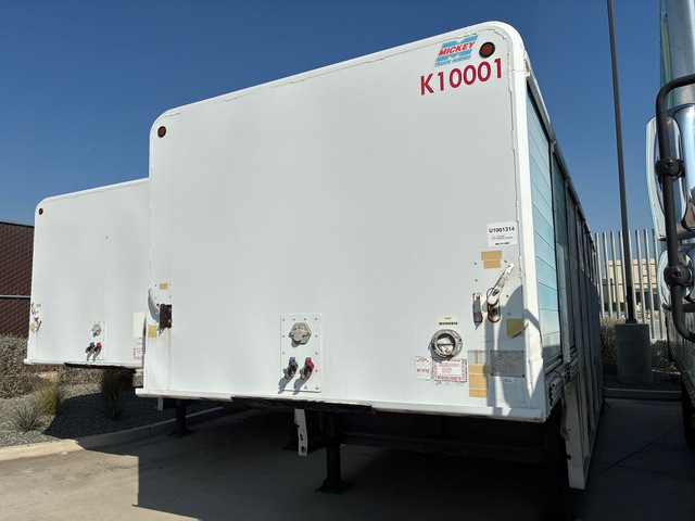 2010 Mickey Beverage Trailer -14 Bay