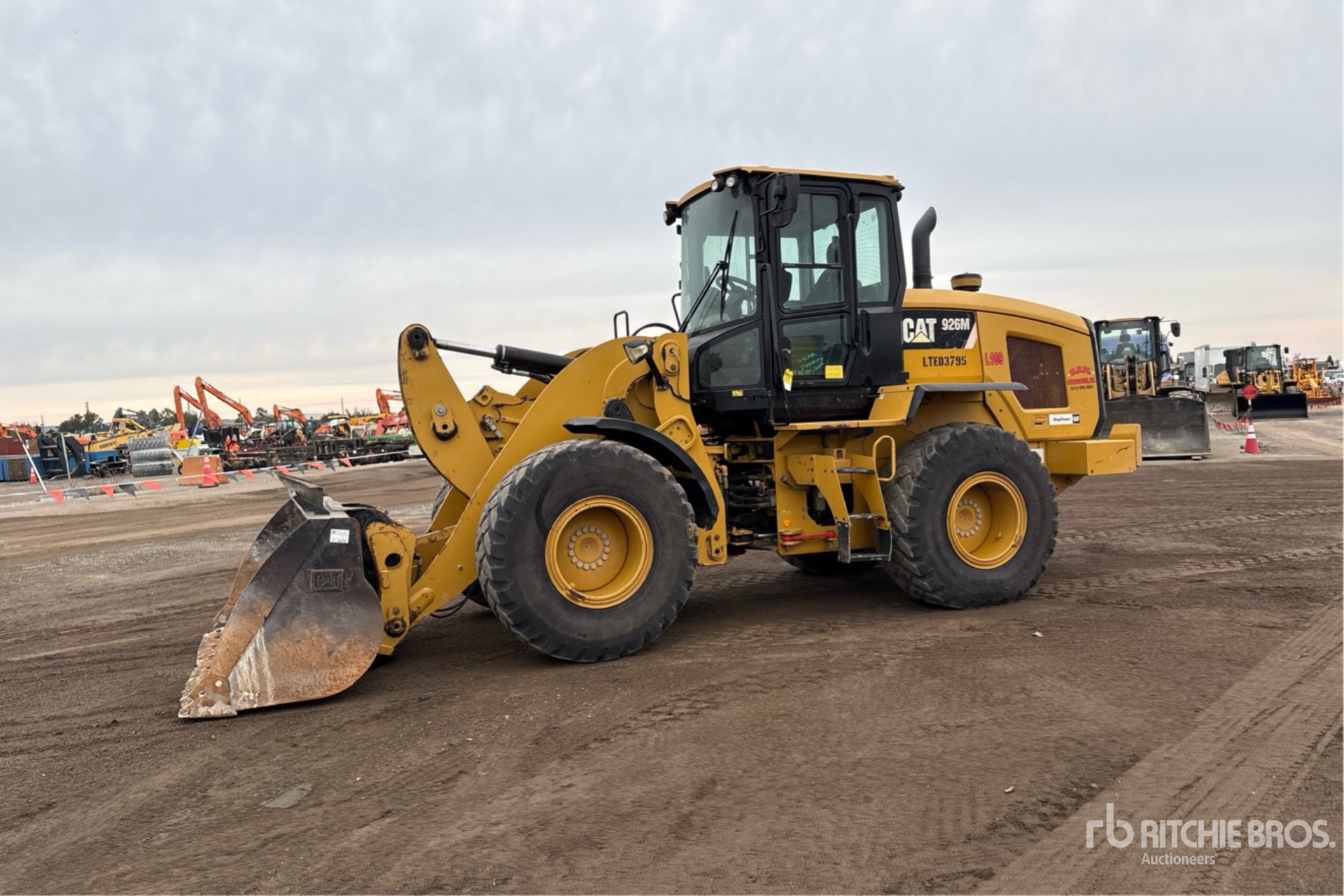 Aspect général with Image, coin avant gauche