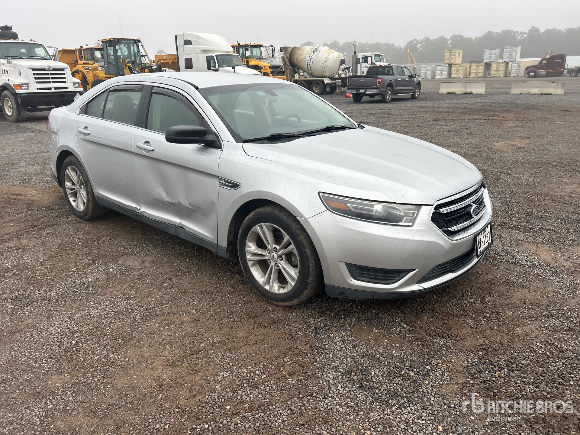 Aspect général with Image, coin avant droit