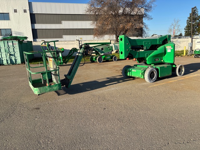 2017 JLG E400AJPN 2WD Electric Articulating Boom Lift