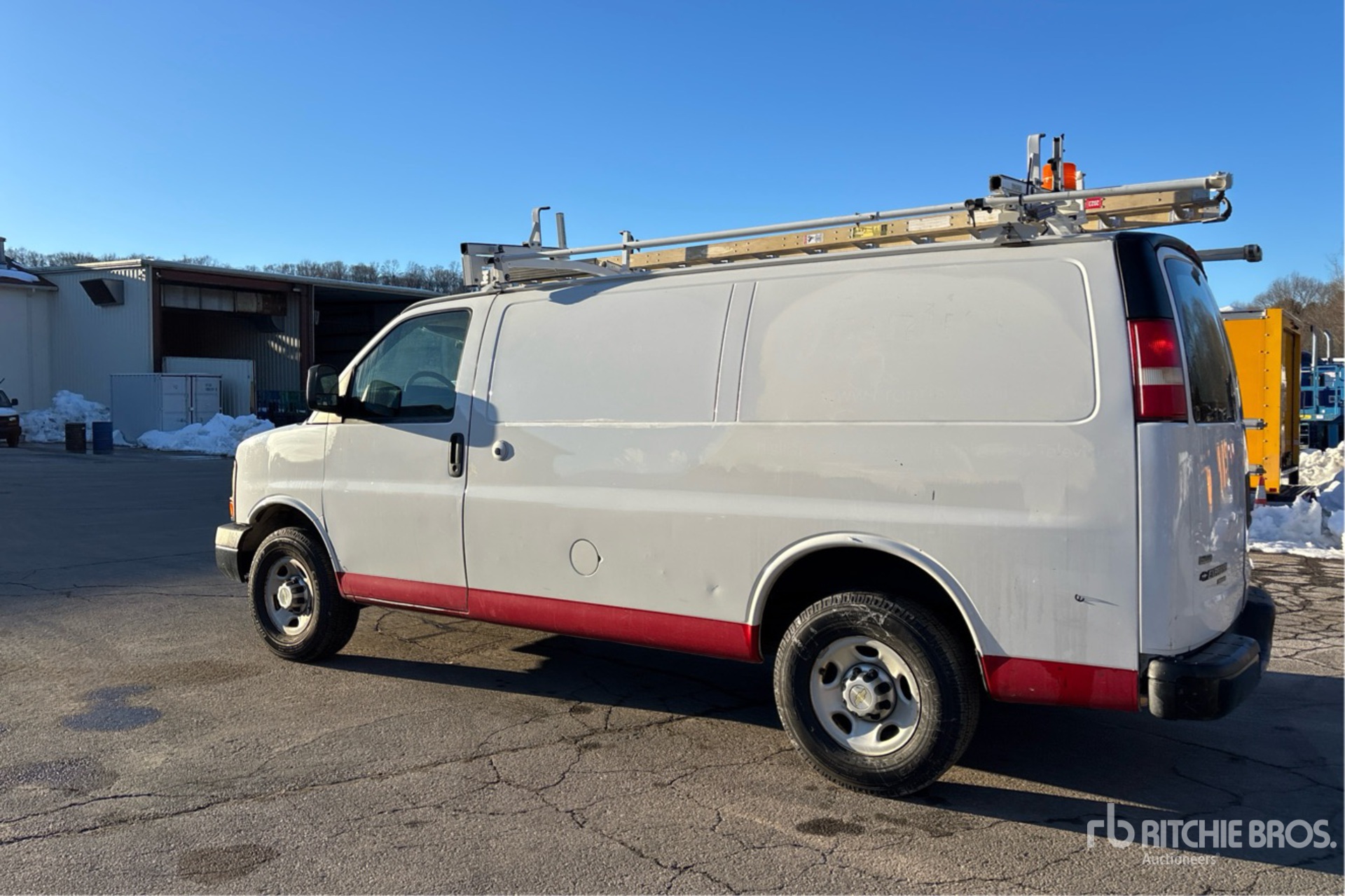 General Appearance with Picture, Left Rear Corner