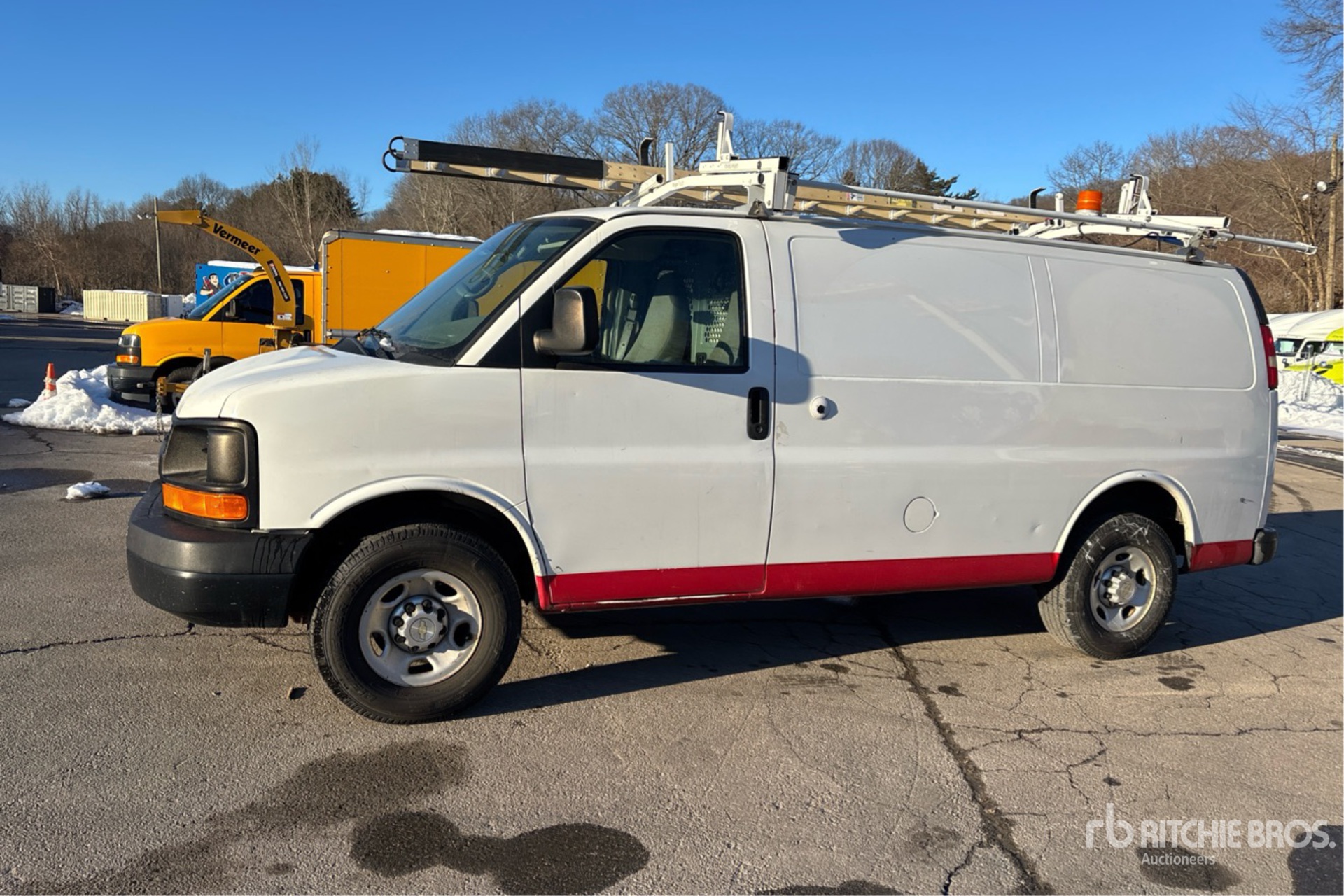 General Appearance with Picture, Left Front Corner