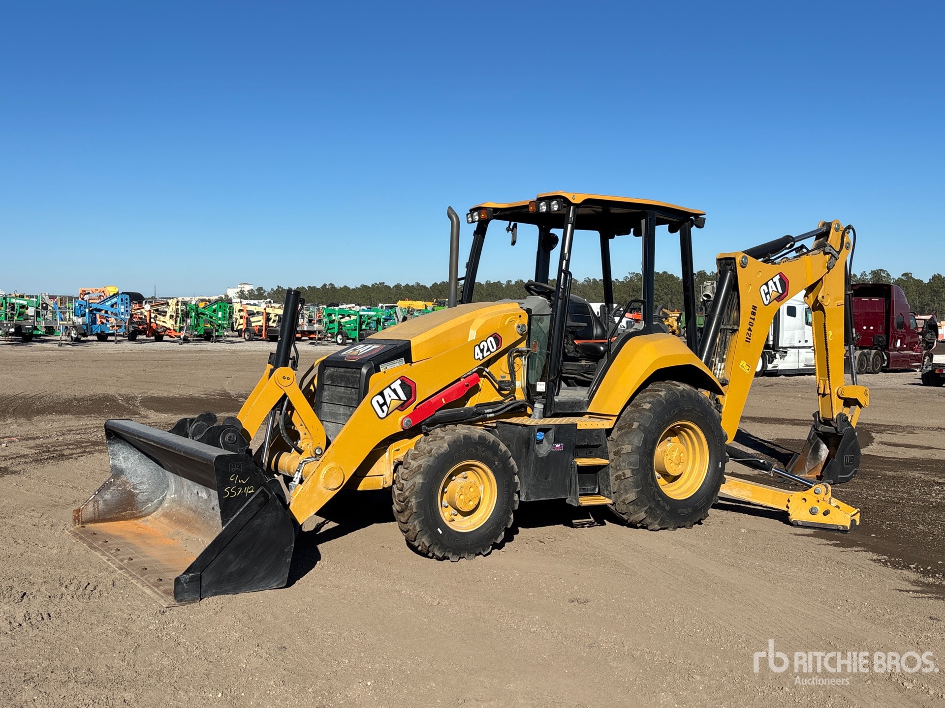 General Appearance with Picture, Left Front Corner