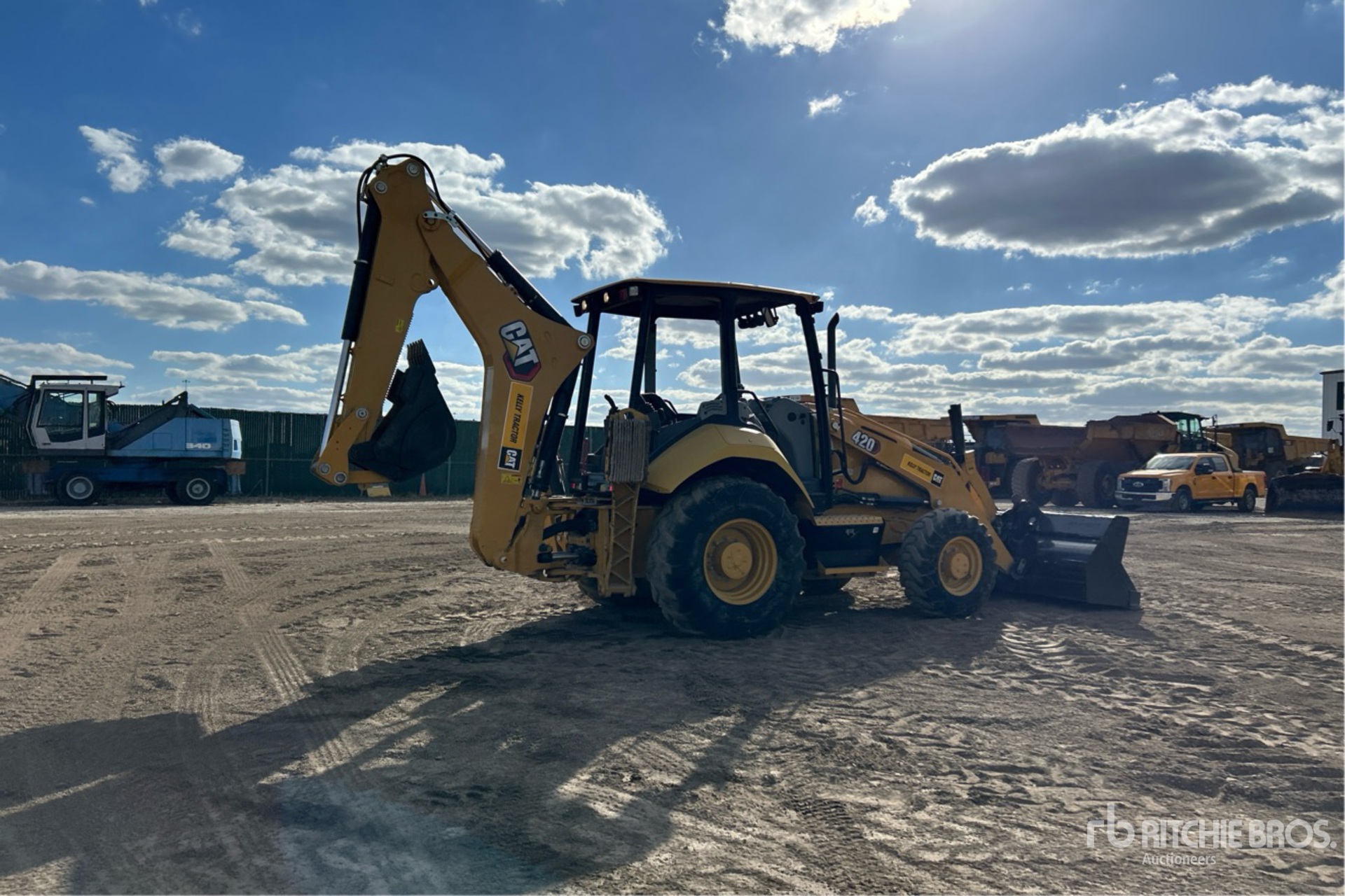 General Appearance with Imagen: esquina trasera derecha