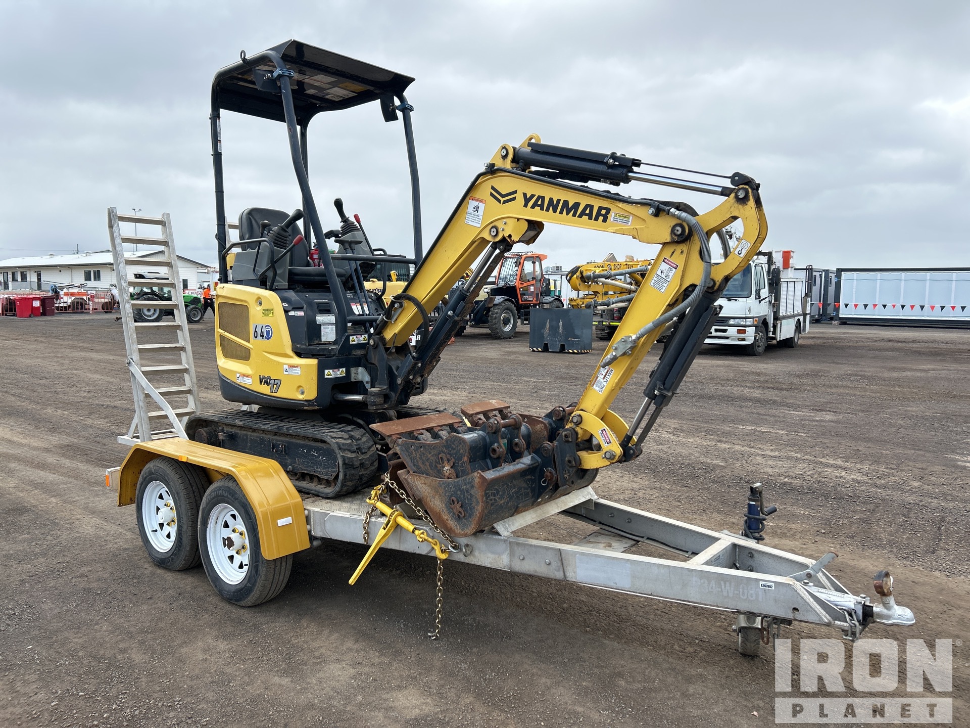 General Appearance with Foto, angolo anteriore destro