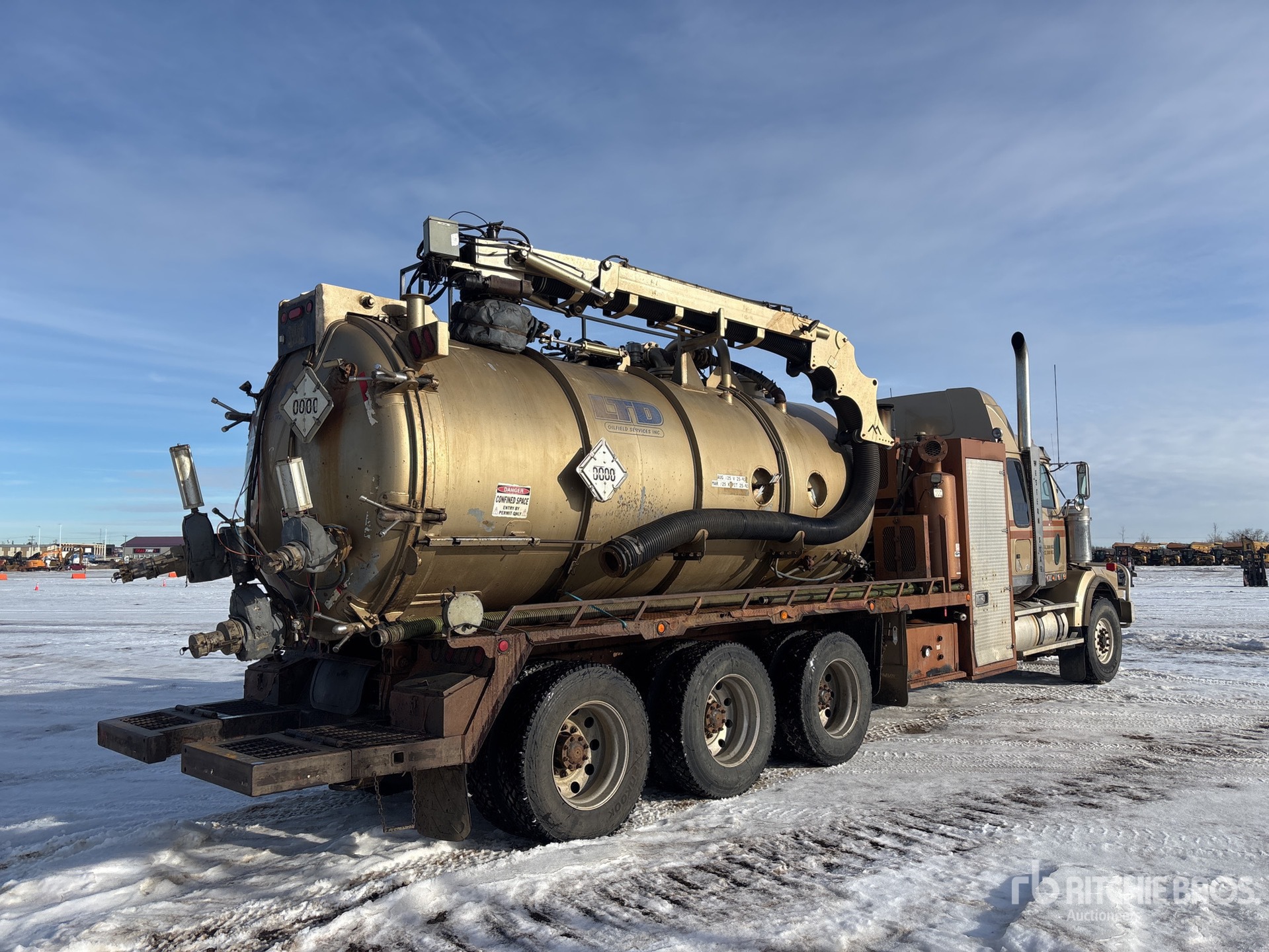 General Appearance with Imagen: esquina trasera derecha