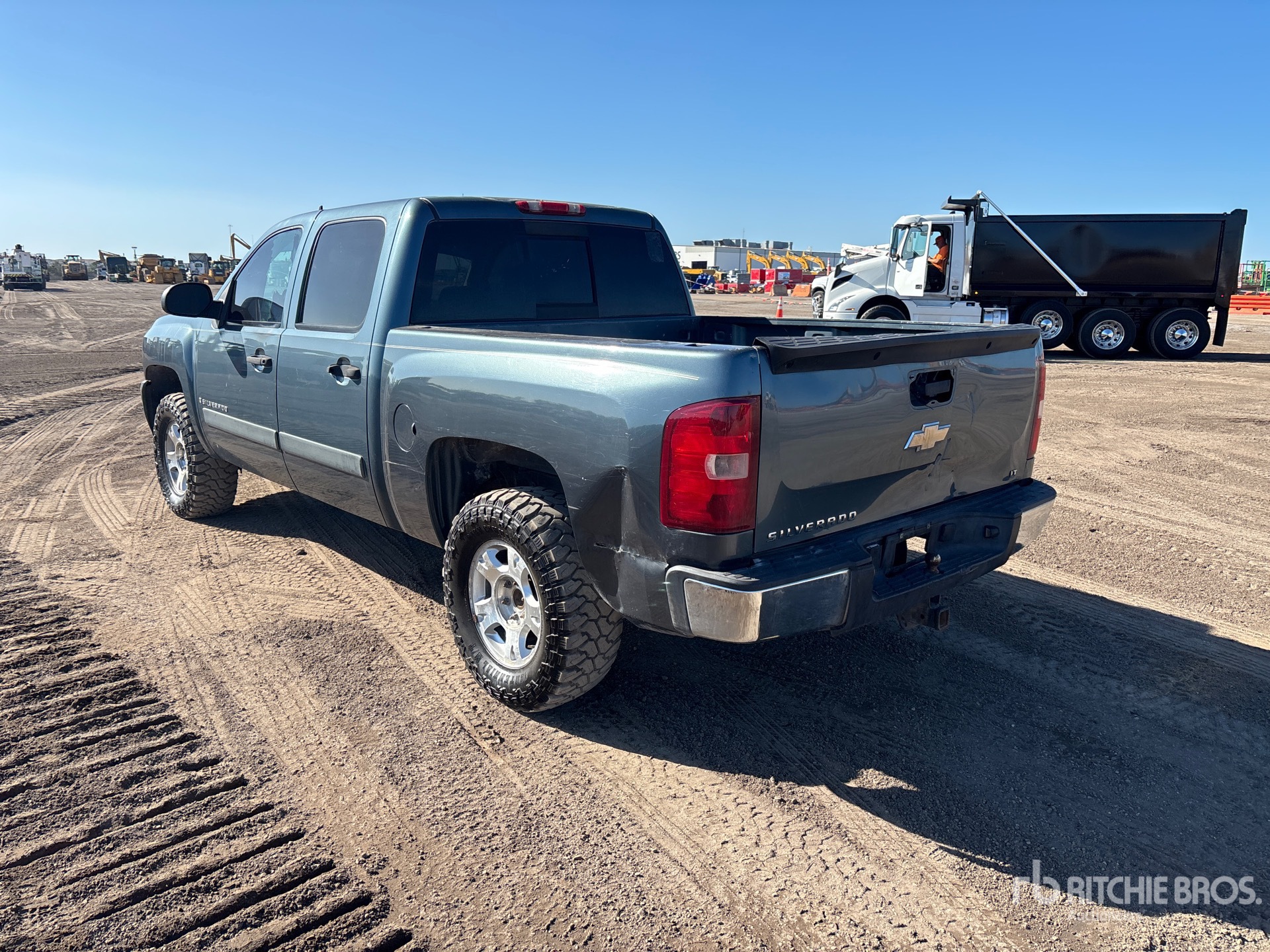 General Appearance with Imagen: esquina trasera izquierda