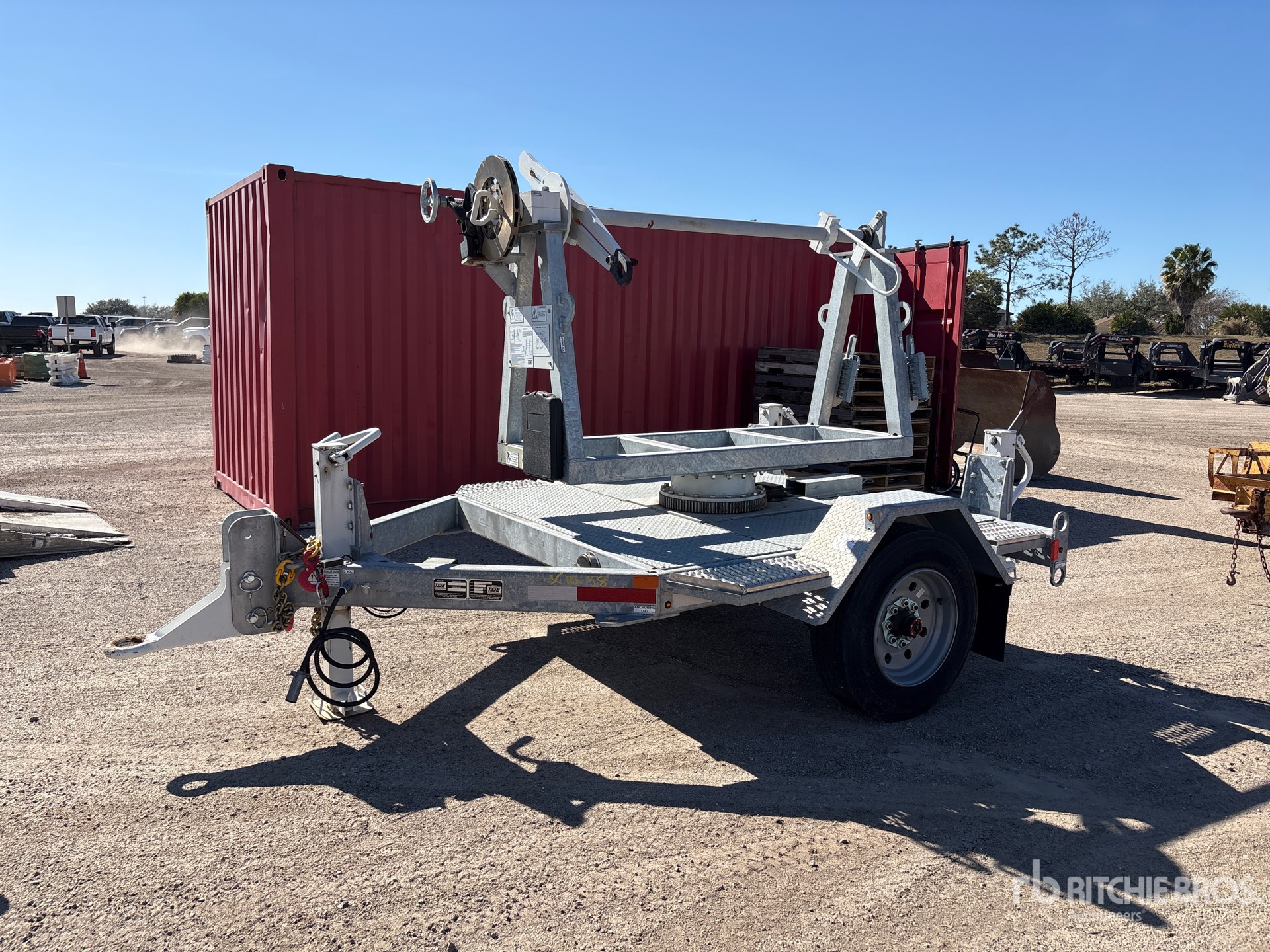 General Appearance with Bild, Ecke vorne links