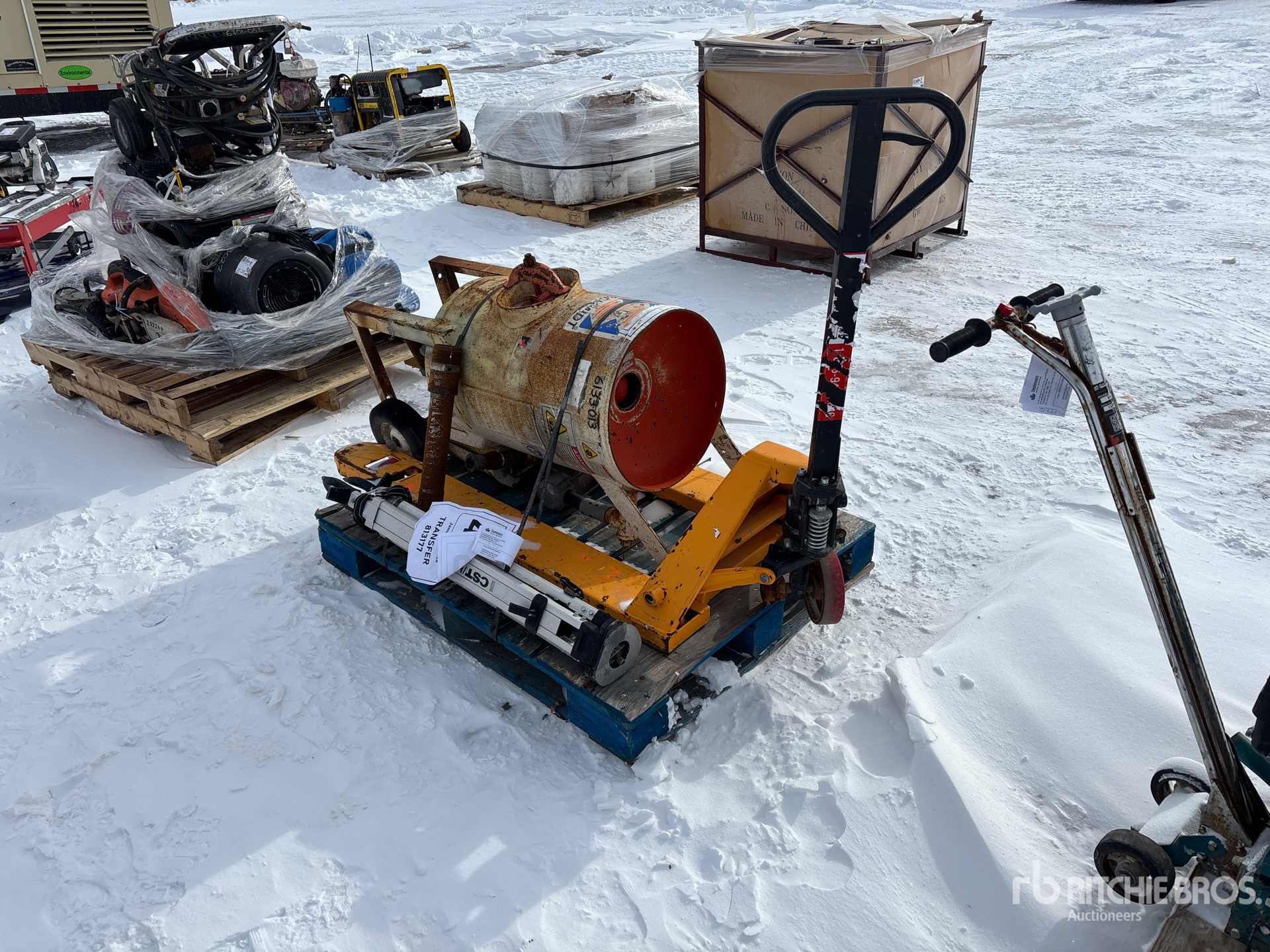 General Appearance with Bild, Ecke vorne rechts