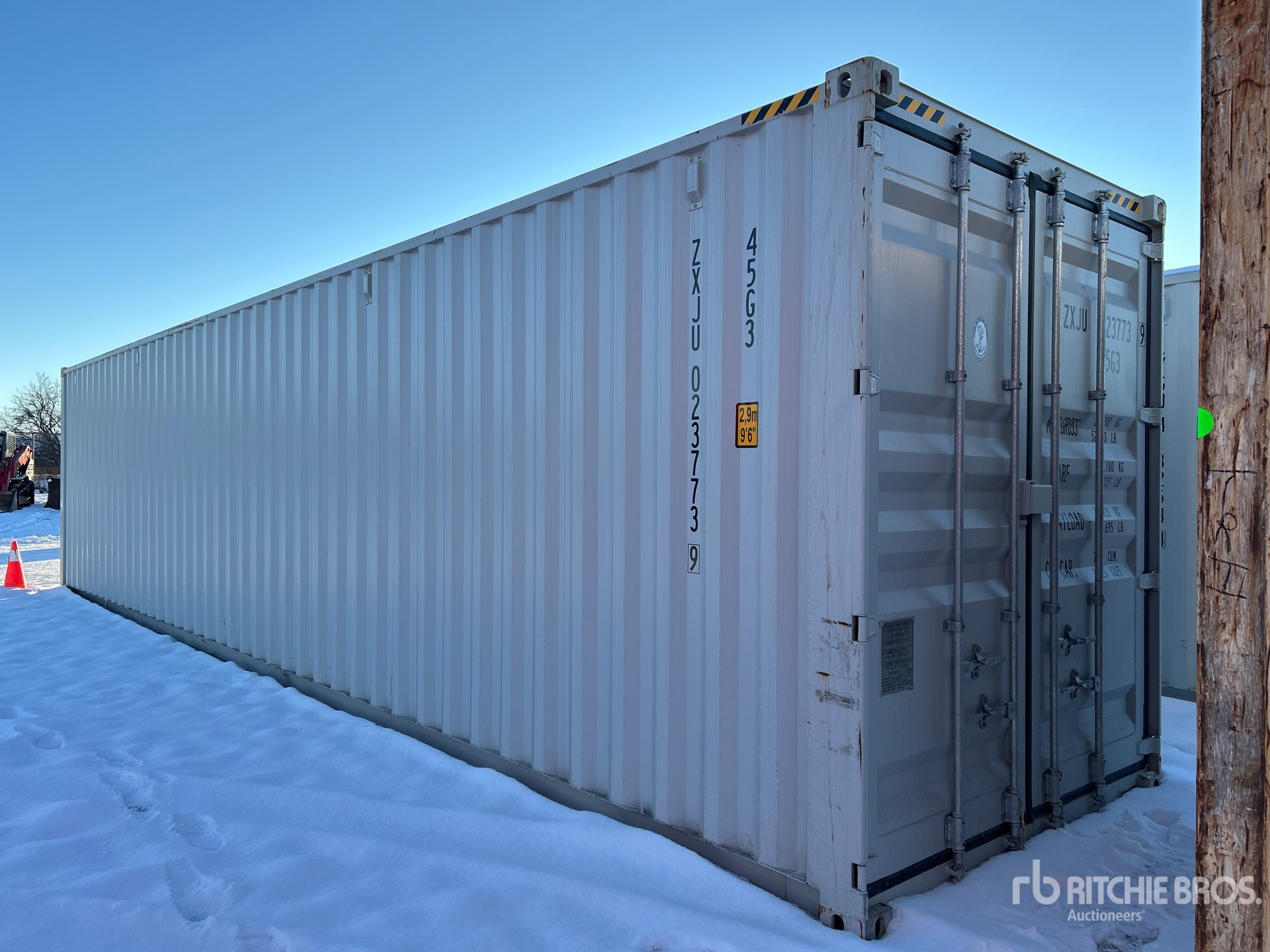 General Appearance with Picture, Right Front Corner