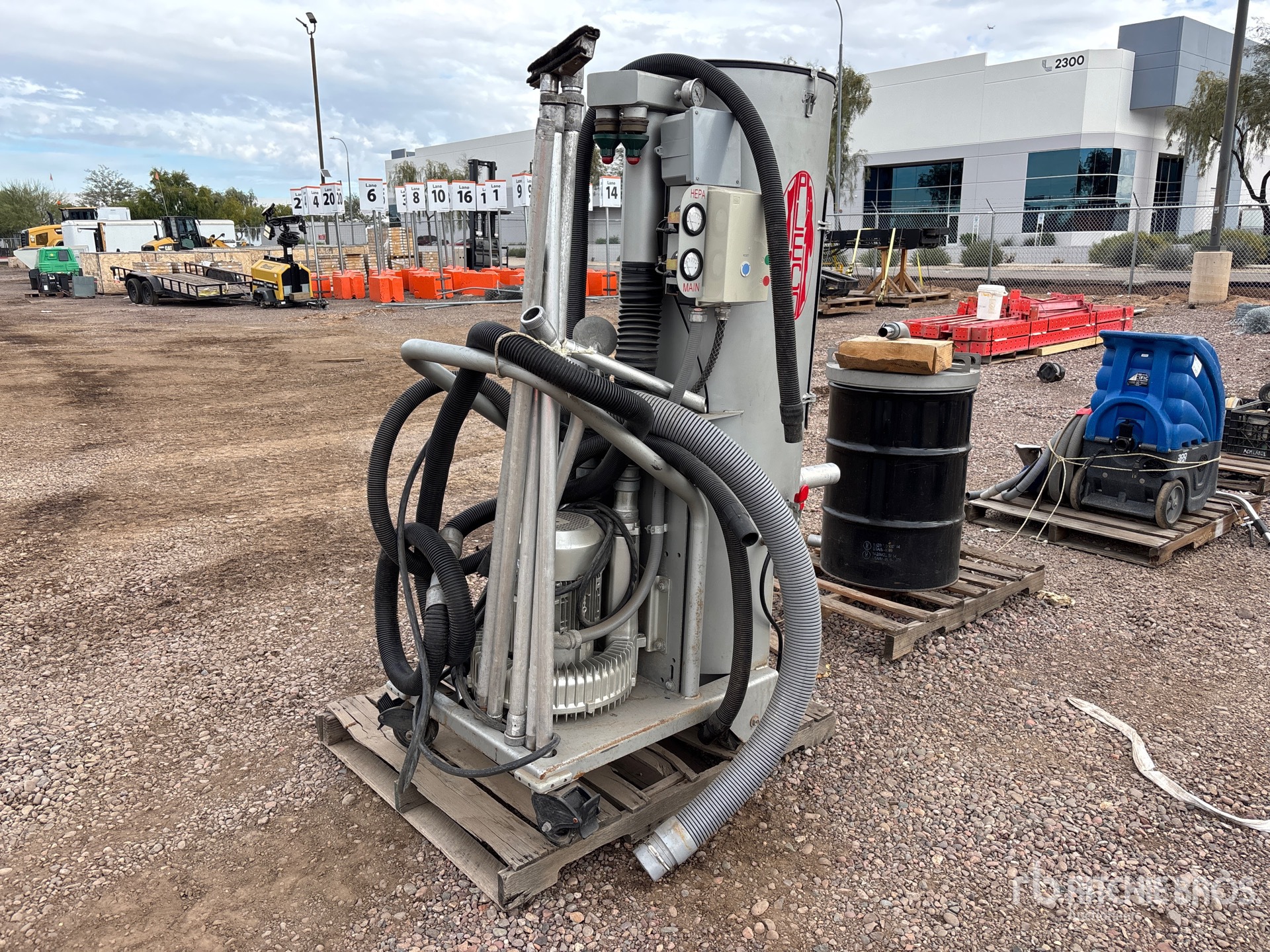 General Appearance with Imagen: esquina trasera derecha