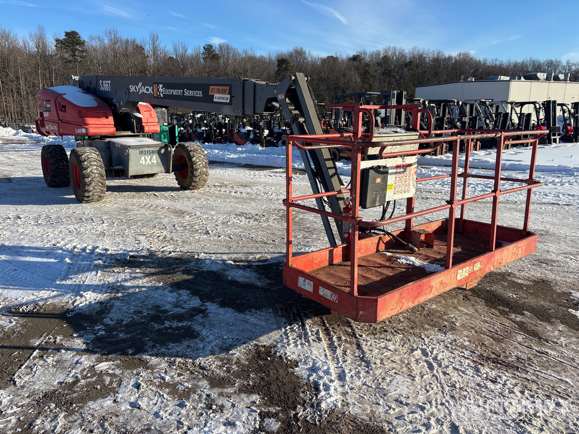 General Appearance with Featured Photo